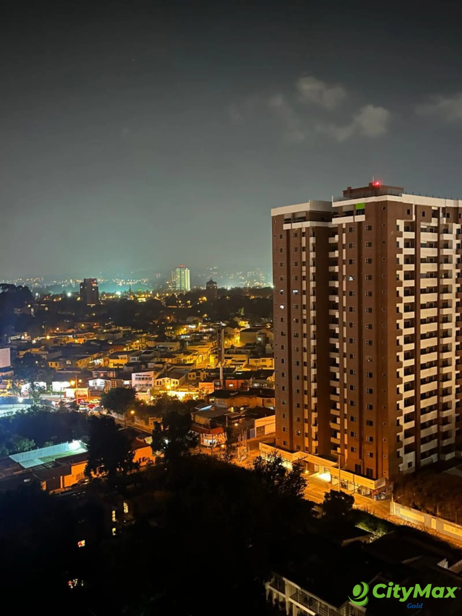 Apartamento nuevo en Renta en zona 10 Guatemala - foto 17
