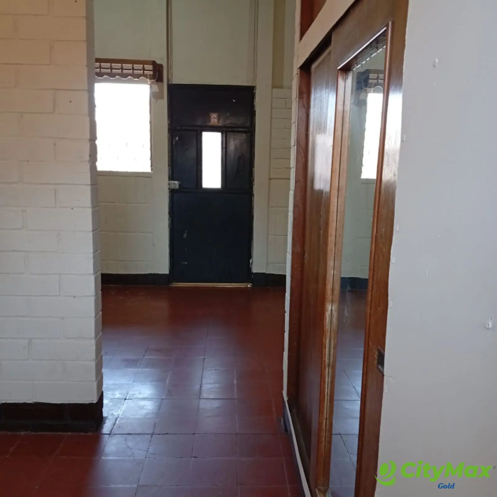 Apartamento en venta en 2do nivel en Zona 21 - foto 9