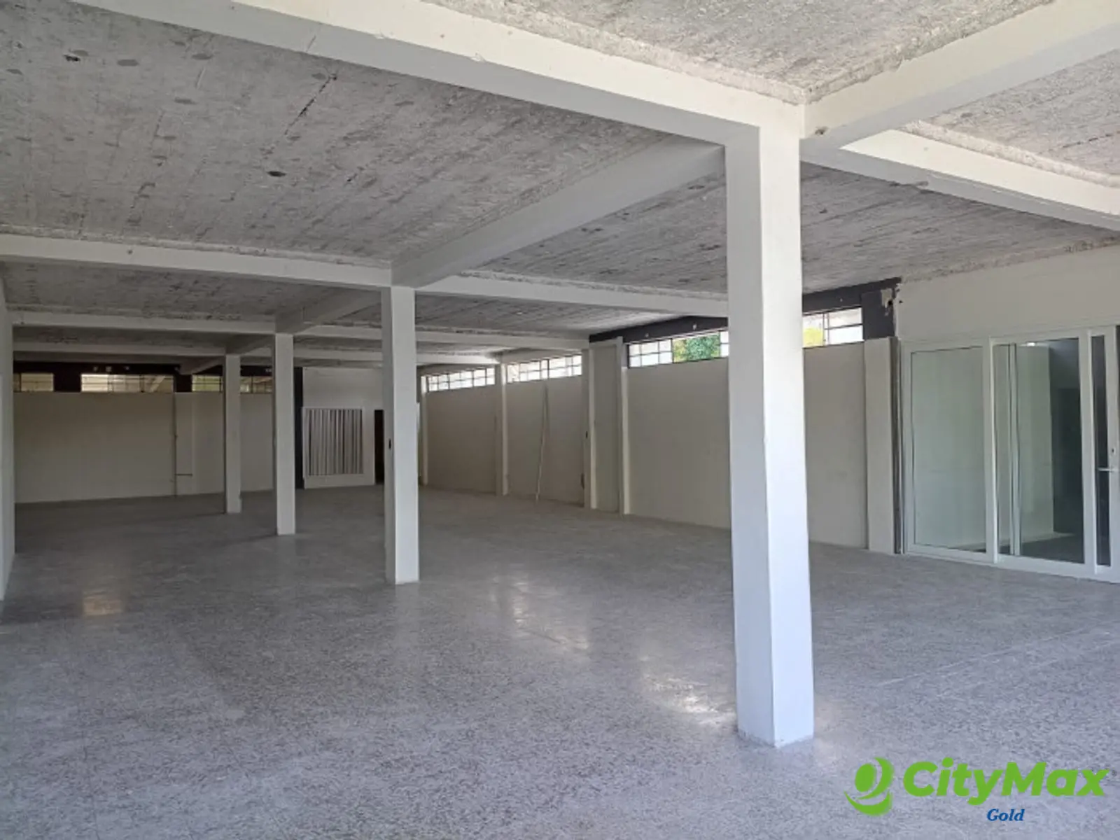 Propiedad comercial en Alquiler, Zona 9 Guatemala. - foto 14