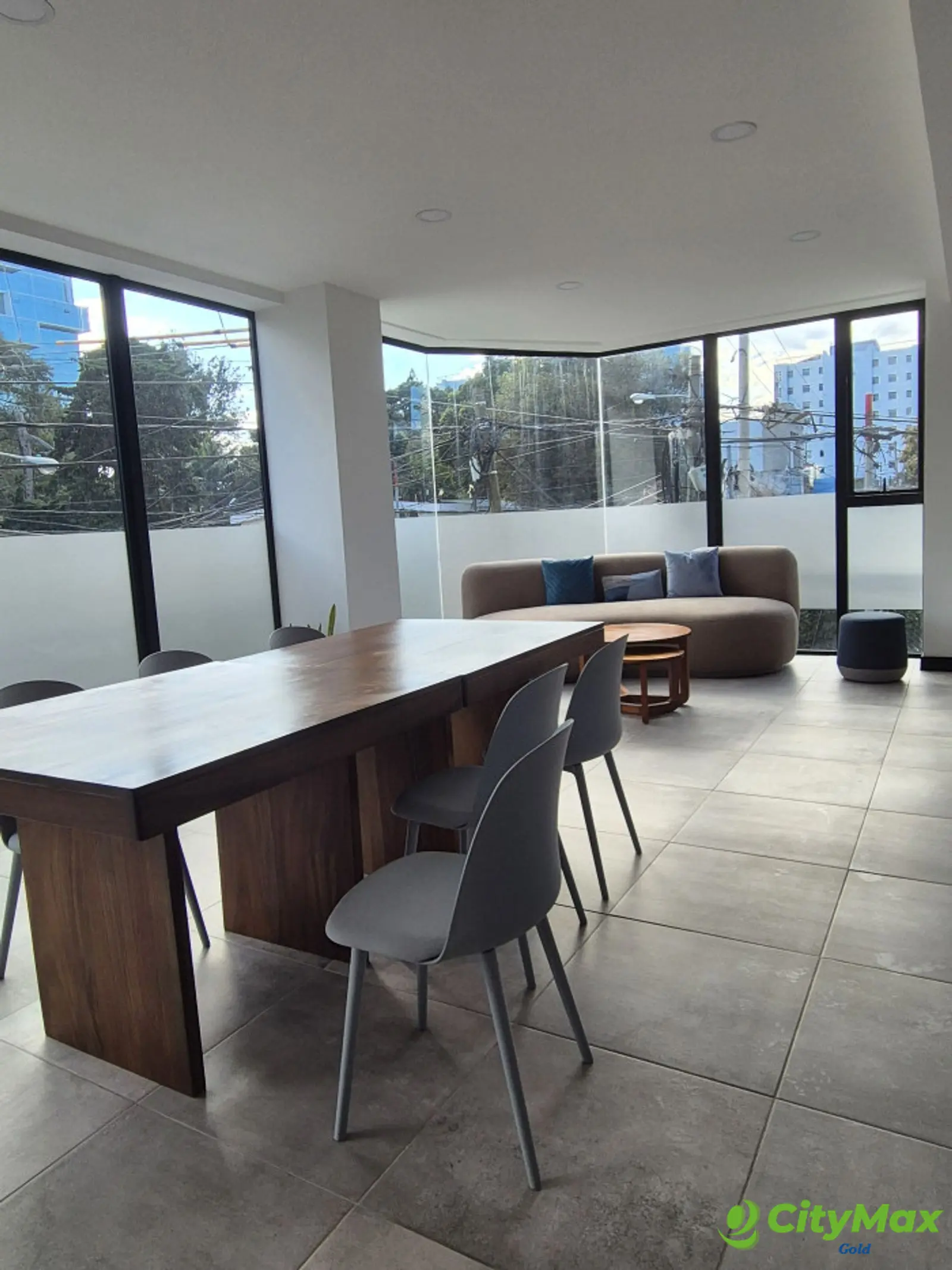 Apartamento en alquiler o venta en zona 10 - foto 8