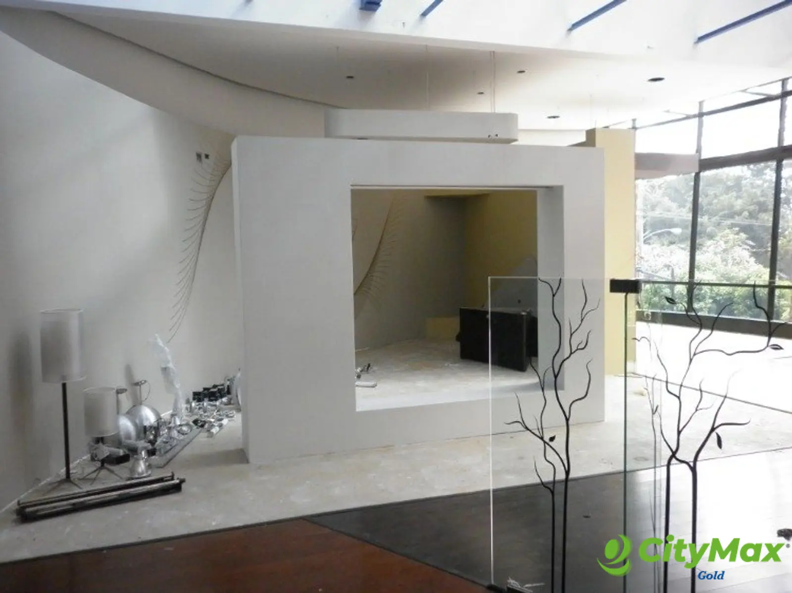 Vendo Local para inversión en Venta en zona 10 - foto 5