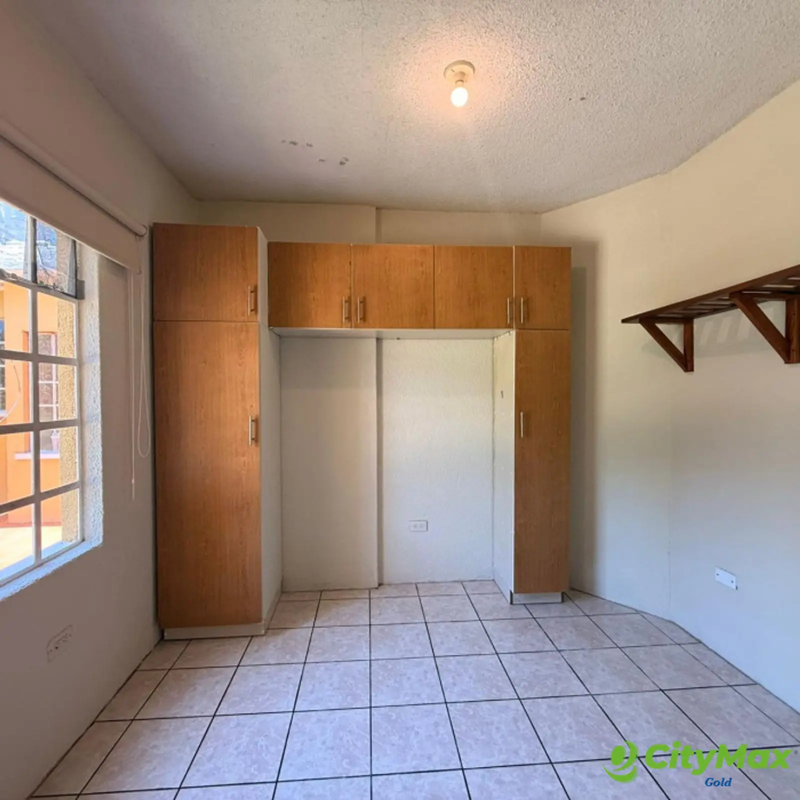 Casa en renta en Pinares de San Cristobal - foto 4