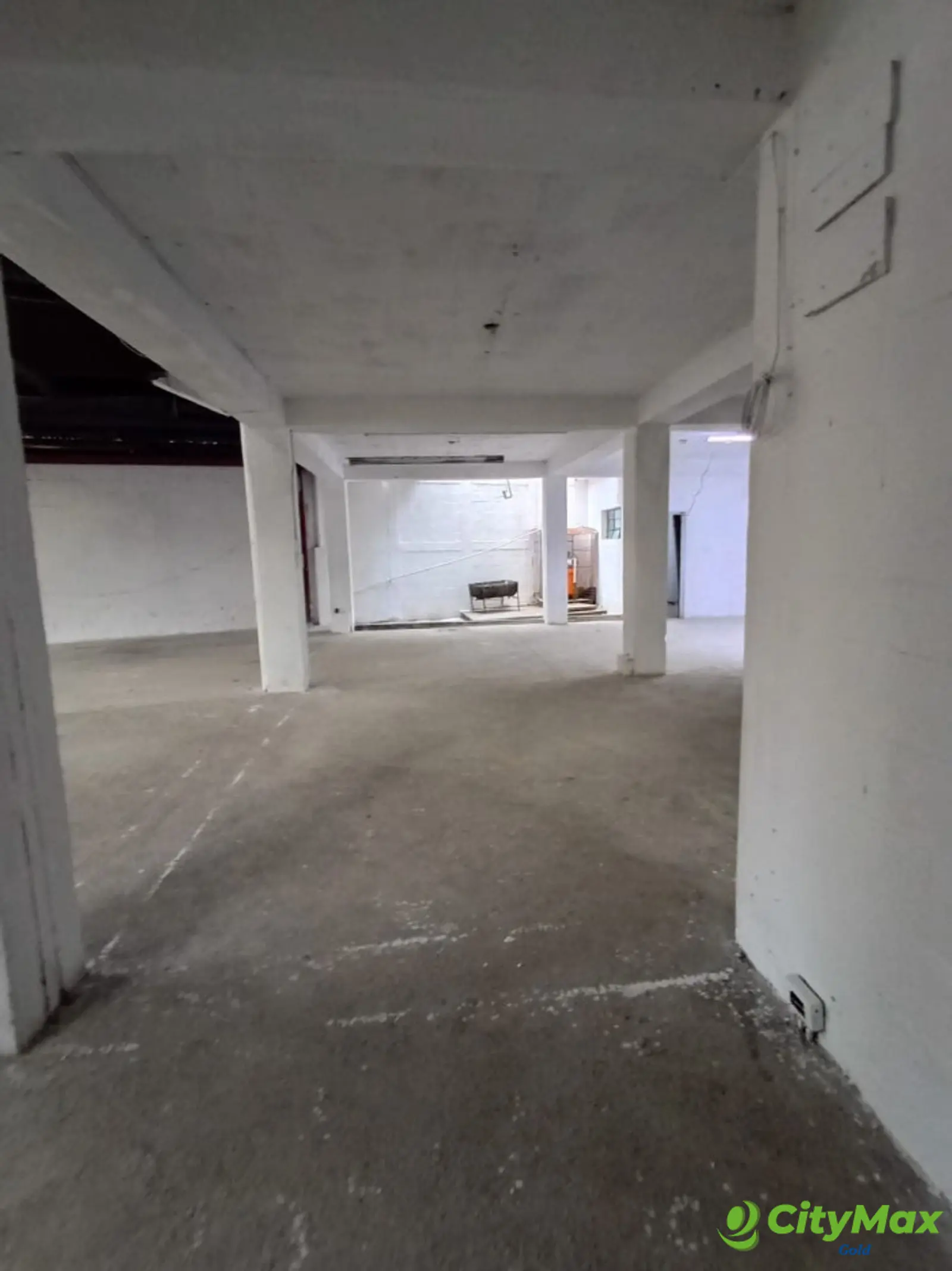 Local Comercial en renta en la Quinta Samayoa zona 7 - foto 4