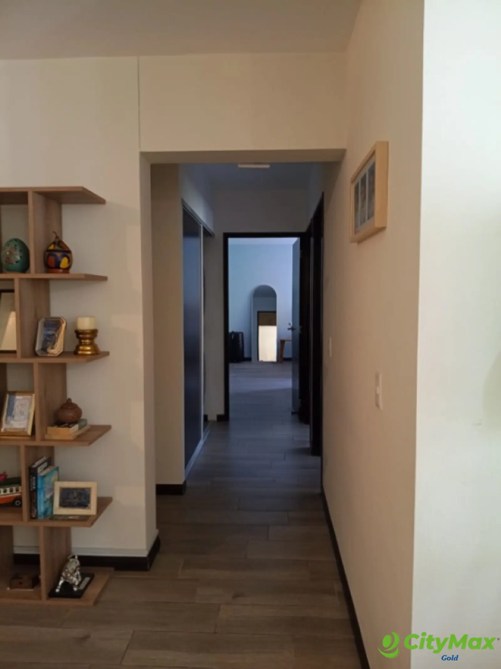 Apartamento en renta con pérgola y jardín en zona 14 - foto 6