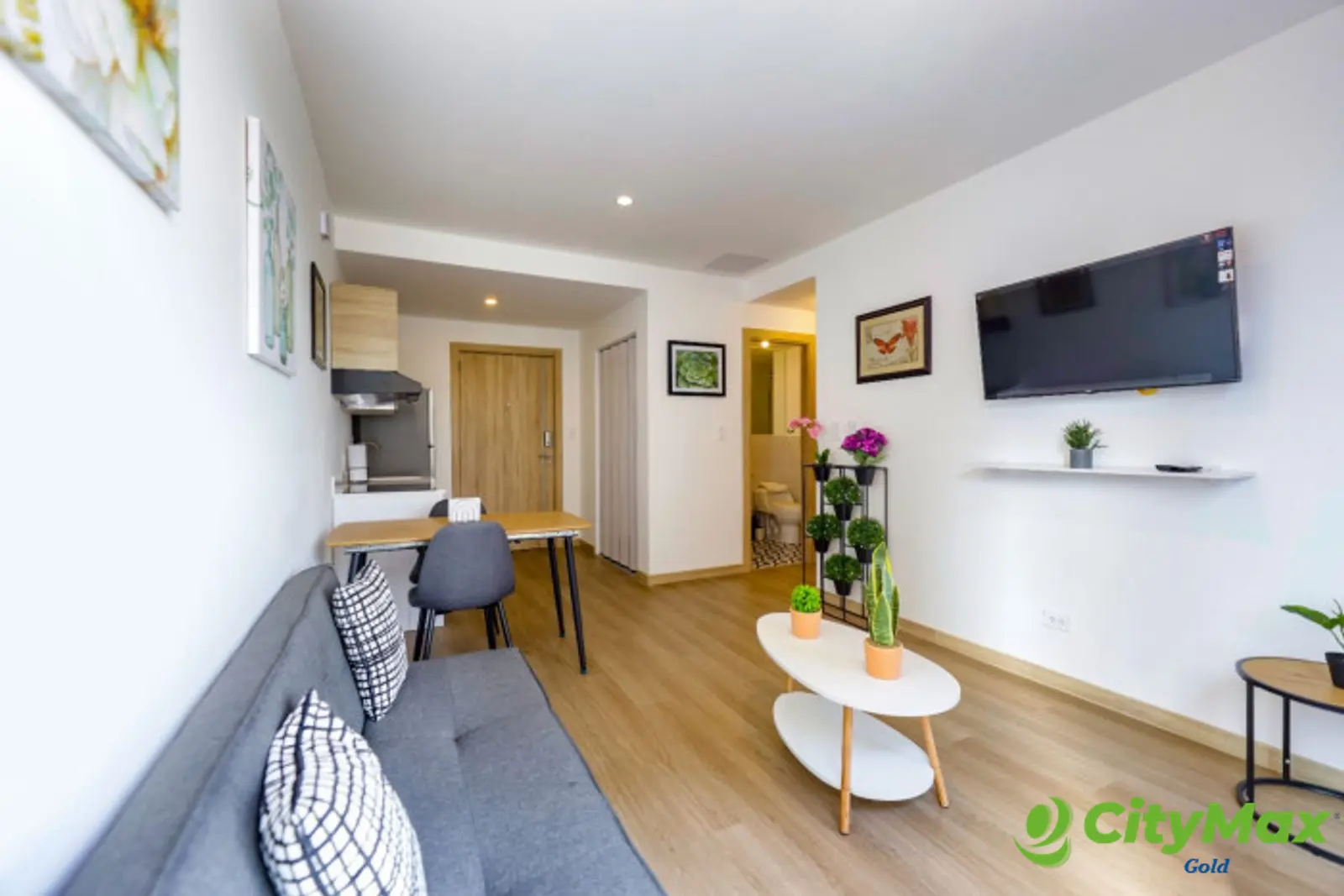 Apartamento amueblado en renta en zona 4 - foto 4