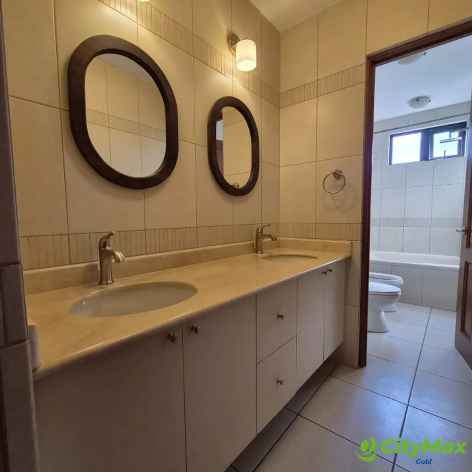 Apartamento amueblado con 1 habitacion en zona 14  - foto 8