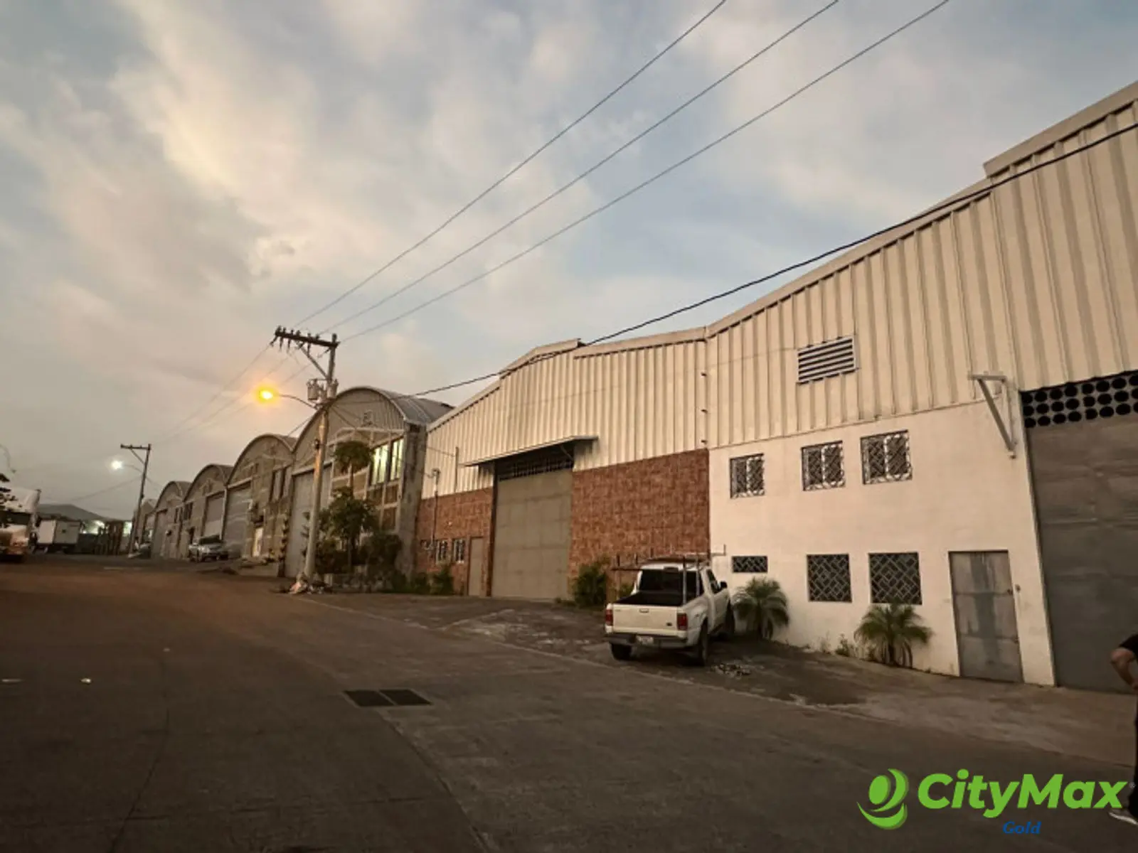 Bodega en Alquiler Km. 63 Puerto Quetzal a Escuintla - foto 2