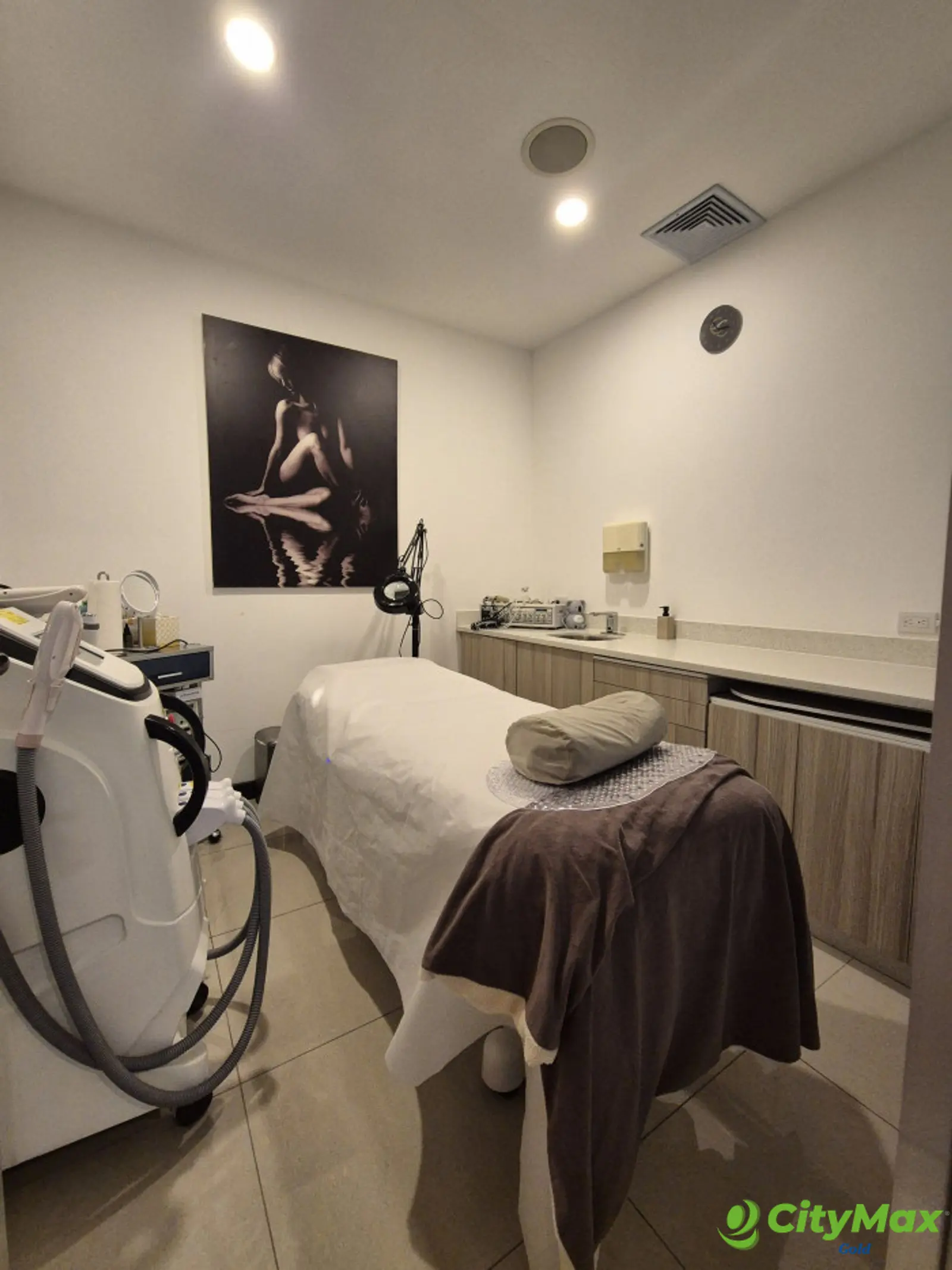 Clinicas en Alquiler en Plaza Comercial de zona 13 - foto 3