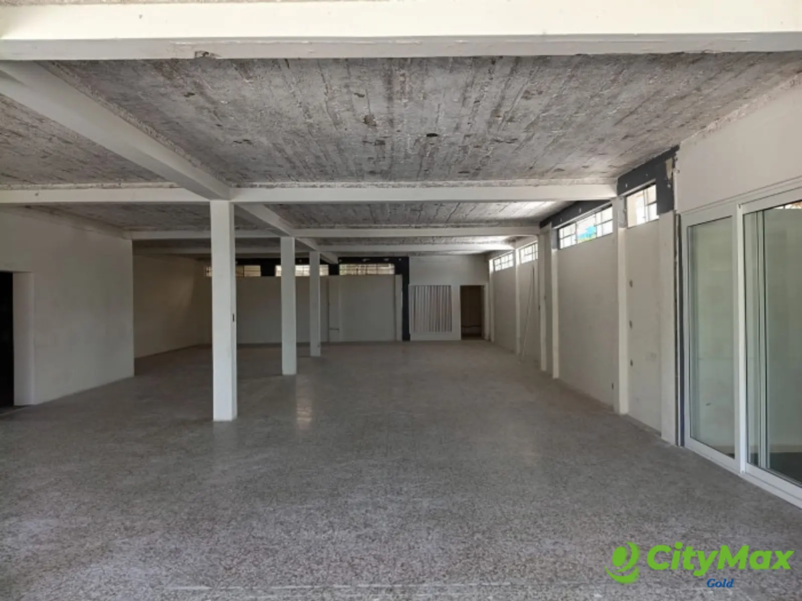 Propiedad comercial en Alquiler, Zona 9 Guatemala. - foto 12