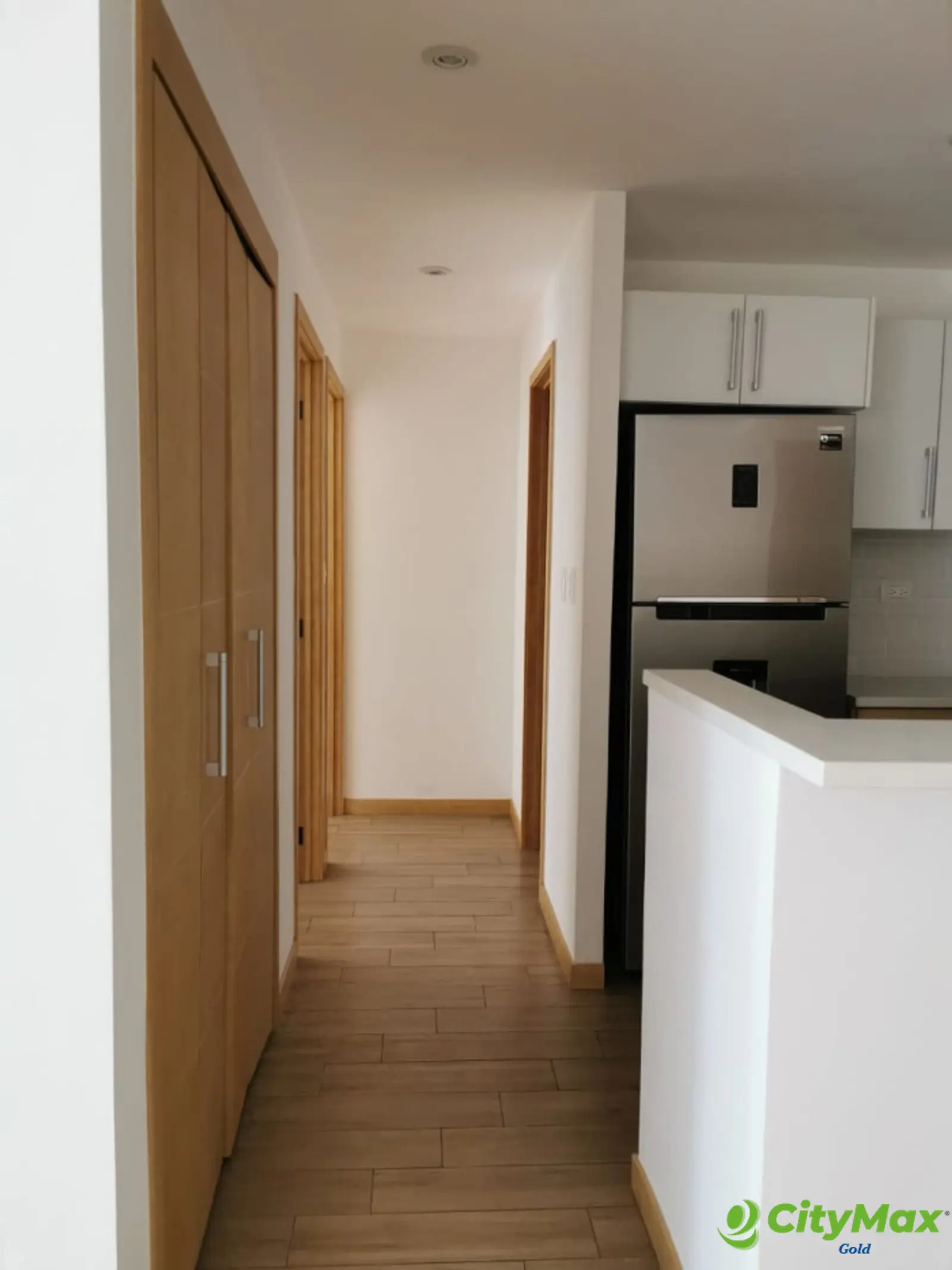 Apartamento amueblado en renta en zona 10 - foto 6