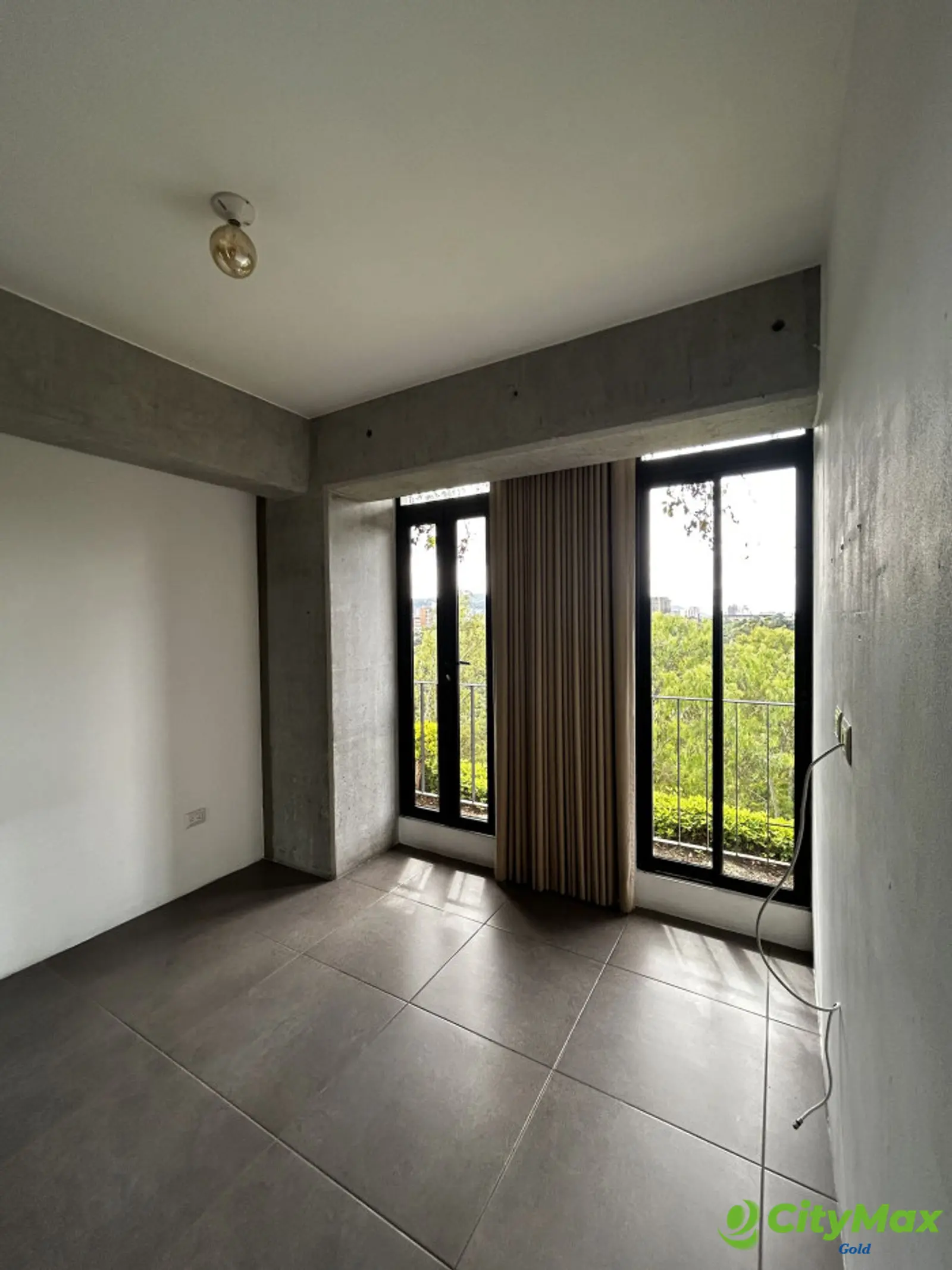 Venta de Apartamento en Edificio Fabrá zona 10 - foto 7
