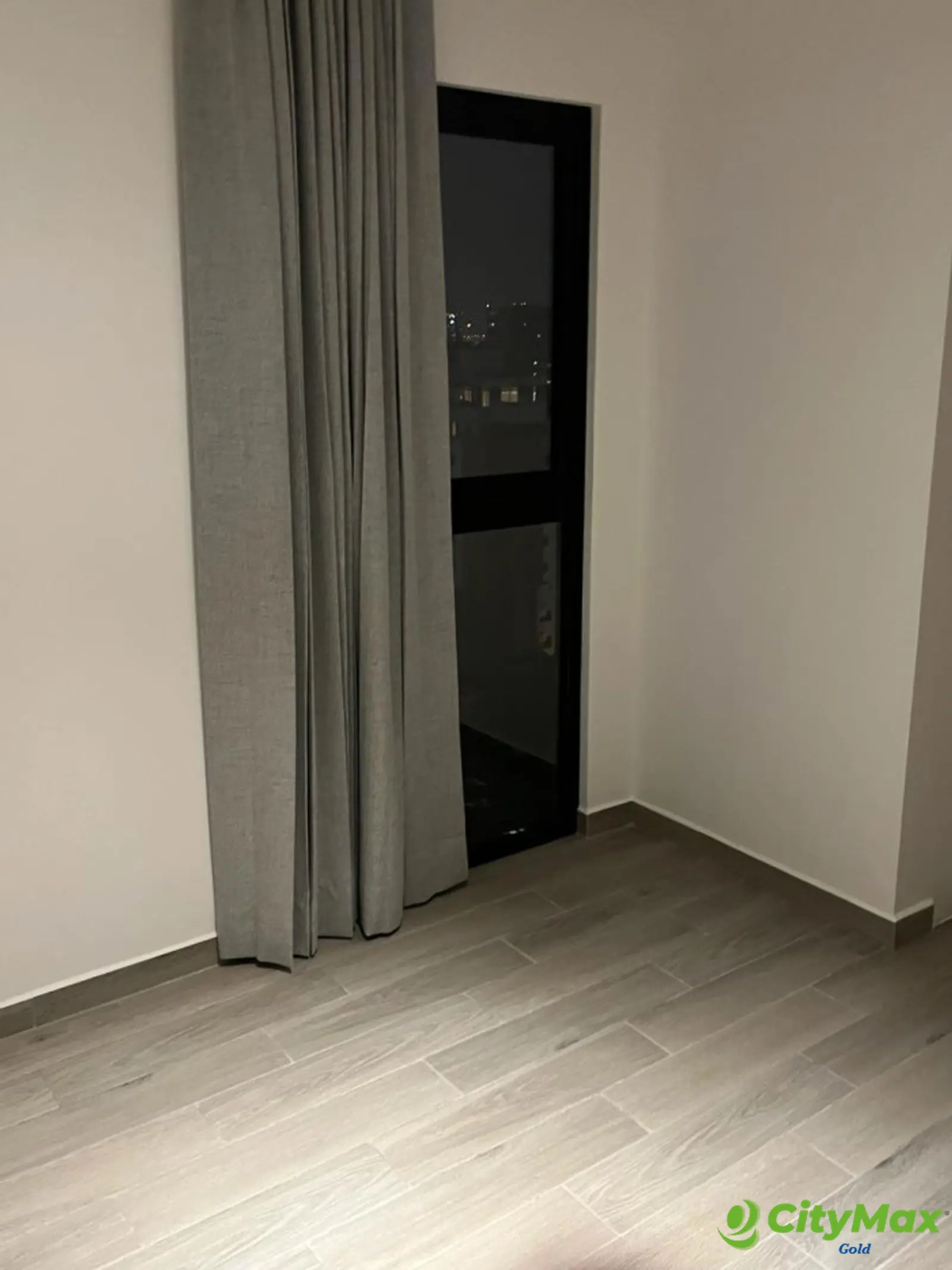 Apartamento nuevo en Renta en zona 10 Guatemala - foto 9