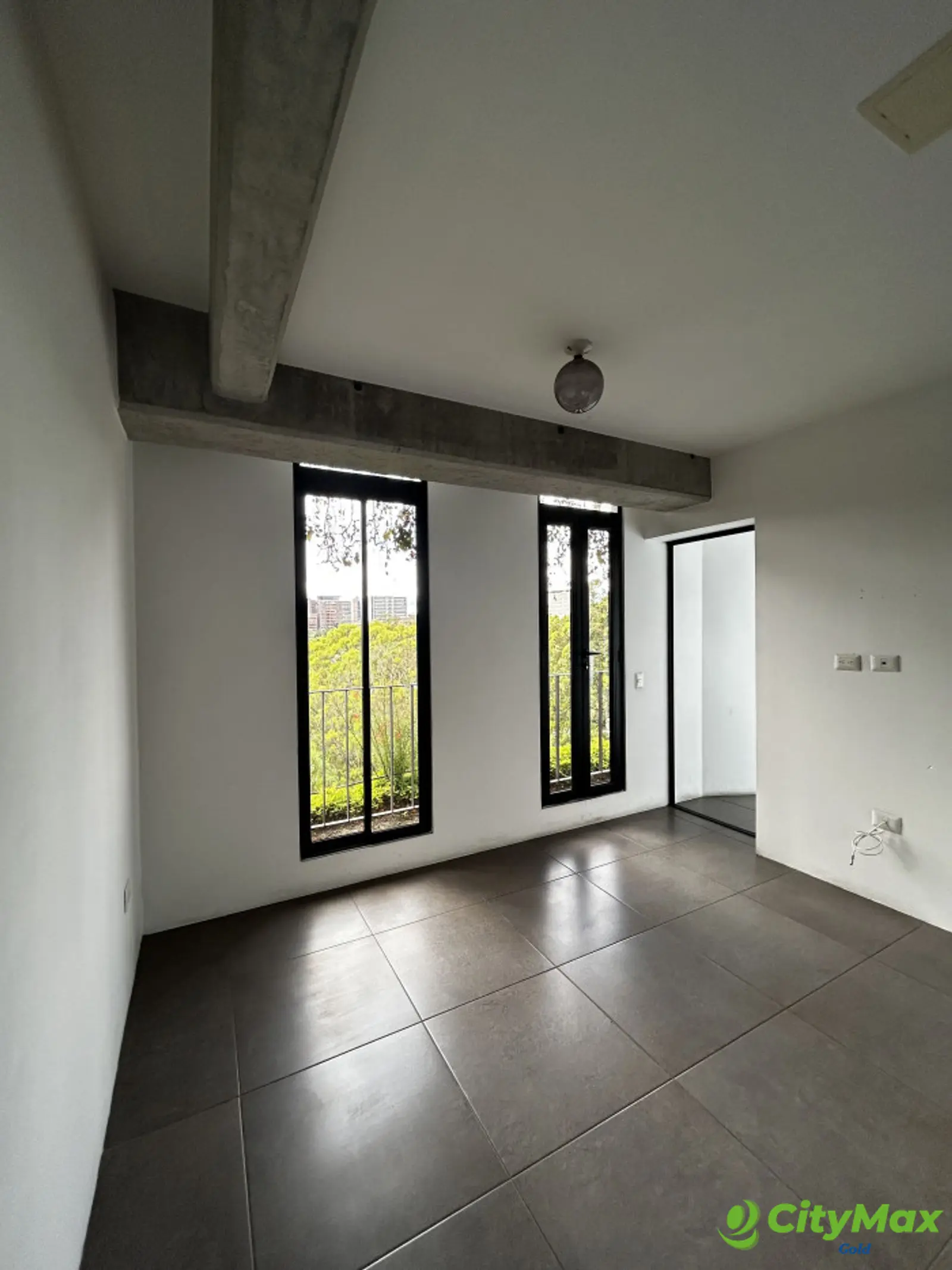Venta de Apartamento en Edificio Fabrá zona 10 - foto 6