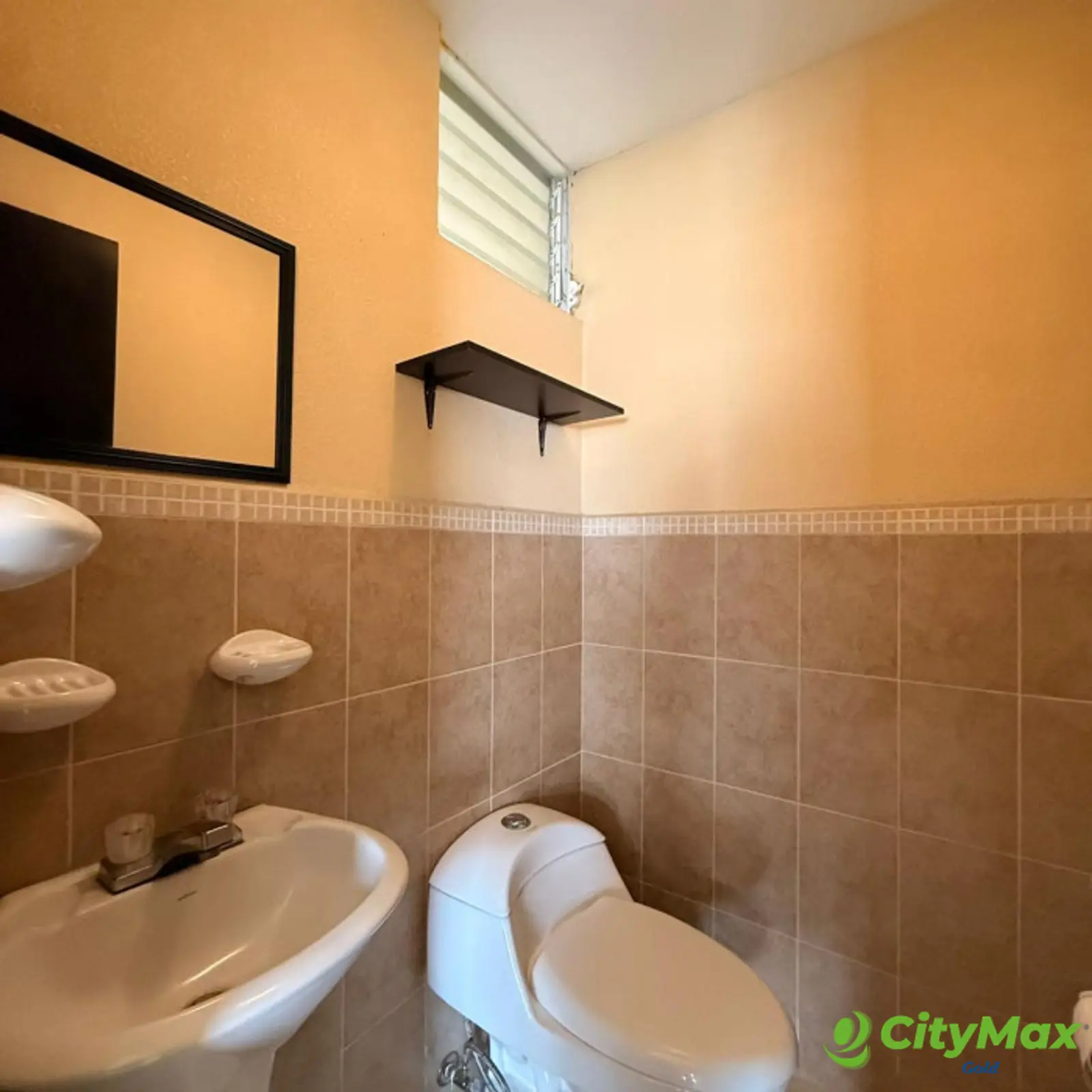 Casa de 4 habitaciones en Renta en Providencia CAES - foto 6
