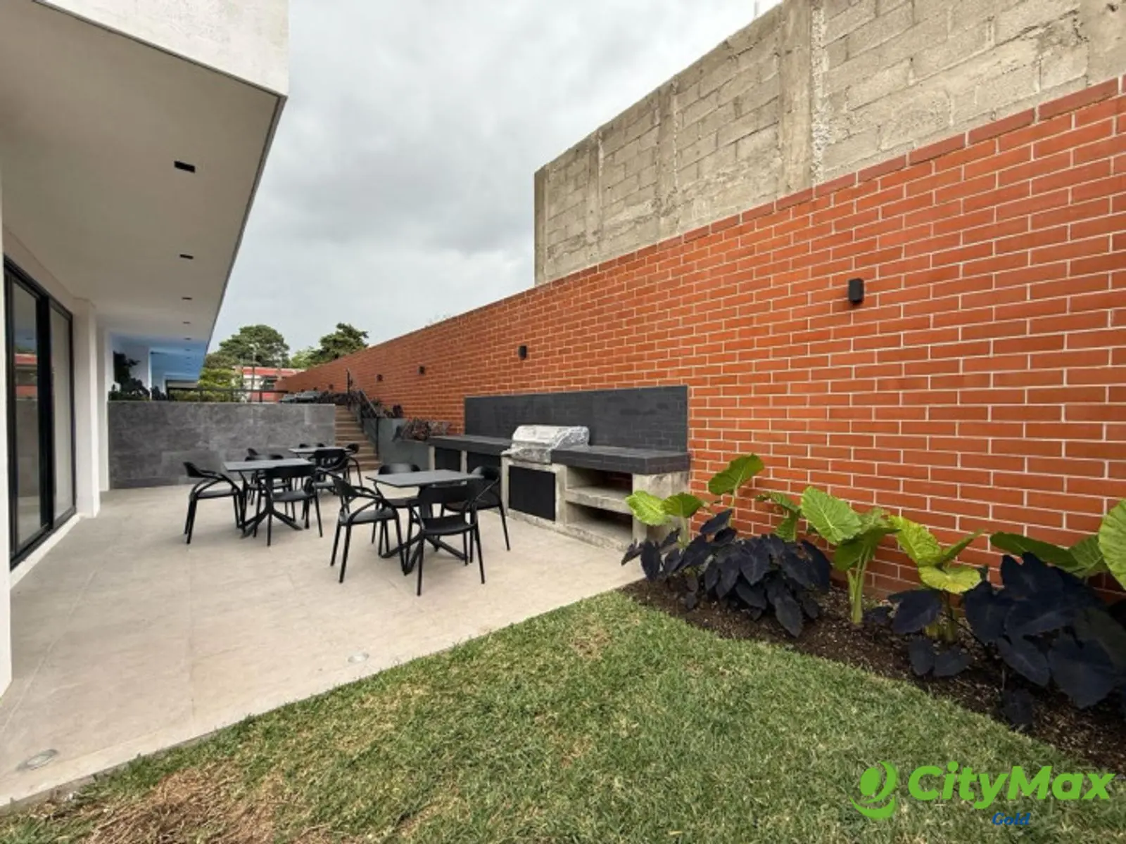 Apartamento Amueblado en Venta en Zona 15 Vista Hermosa - foto 12