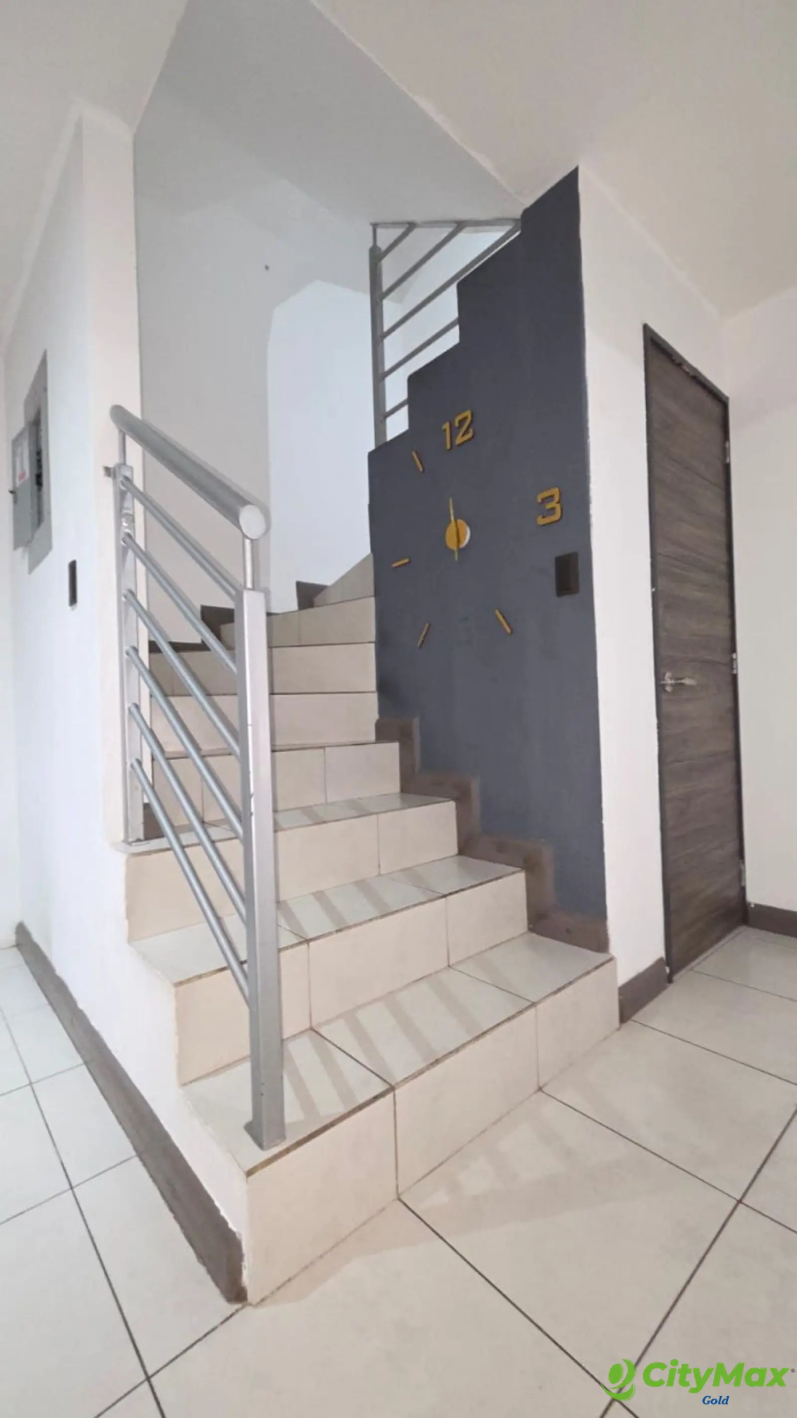 TOWNHOUSE EN VENTA/RENTA CONDOMINIO DE FRAIJANES - foto 2