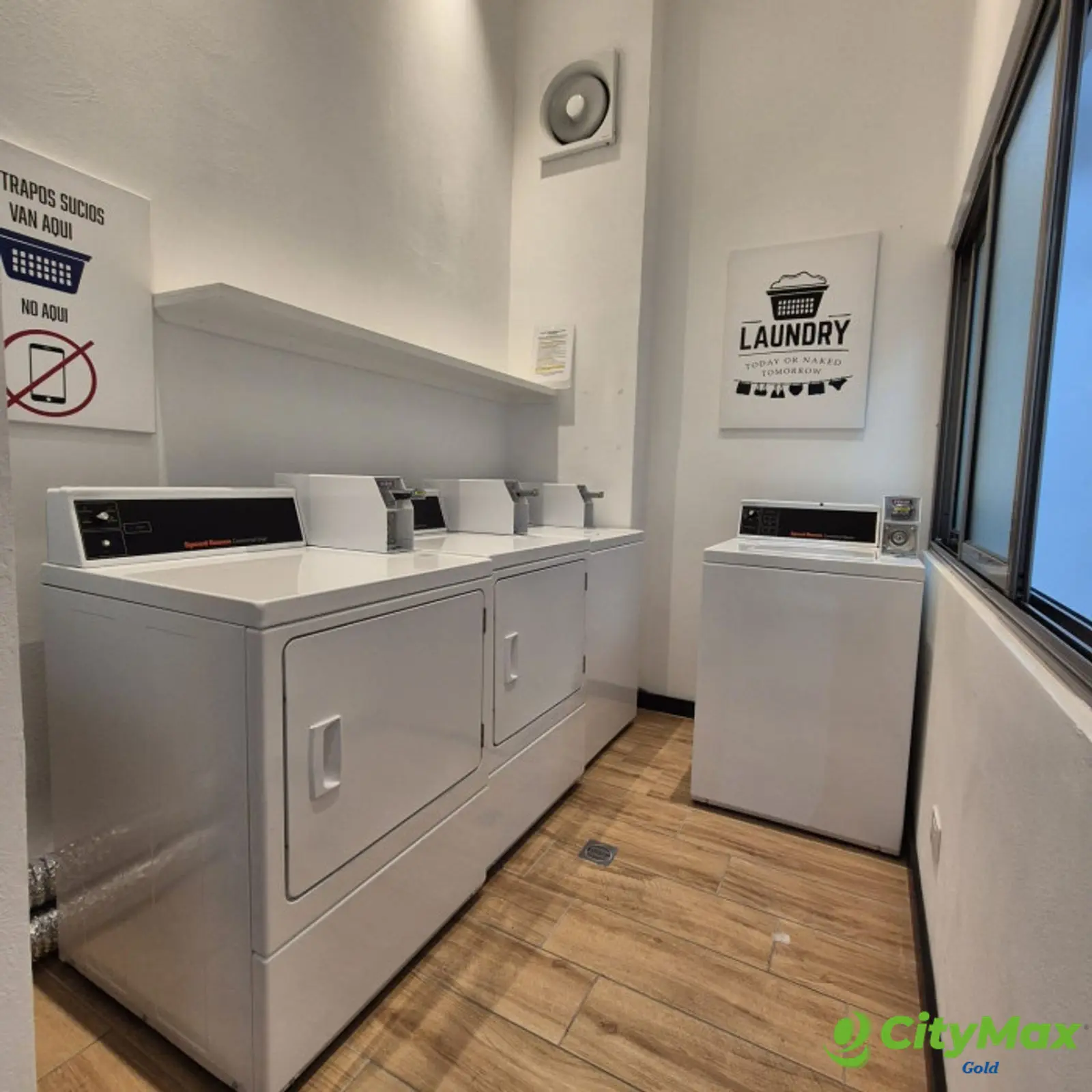 Apartamento amueblado en renta tipo loft en zona 10 - foto 9
