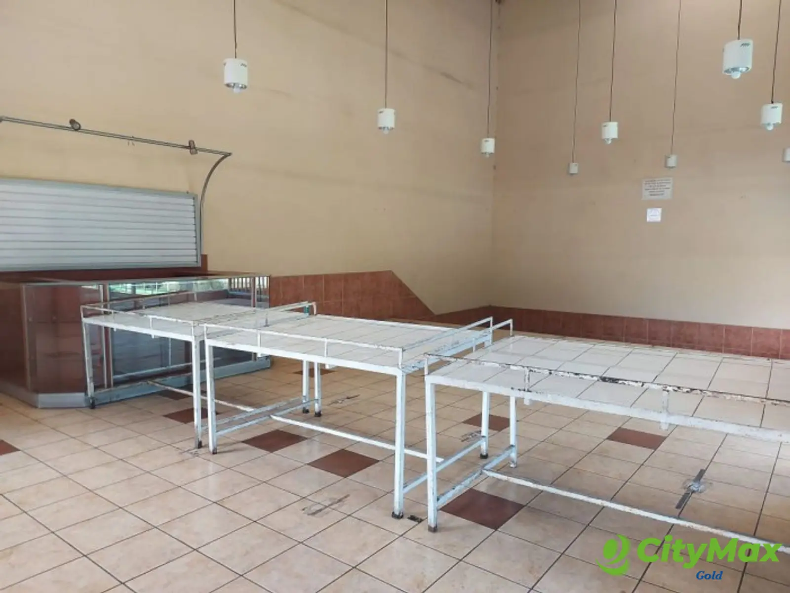 CENTRO COMERCIAL en Venta  en zona 18  - foto 18