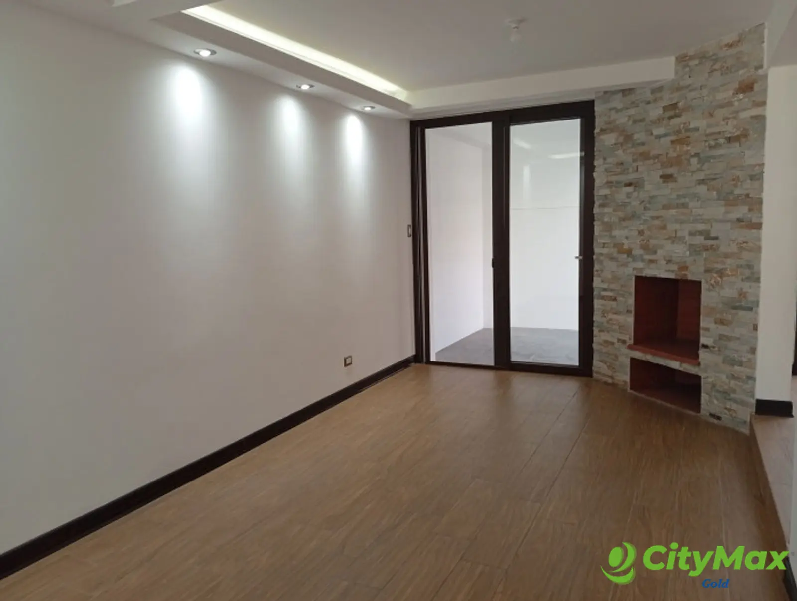 Casa en renta  en Condominio La Villa Zona 14  - foto 2
