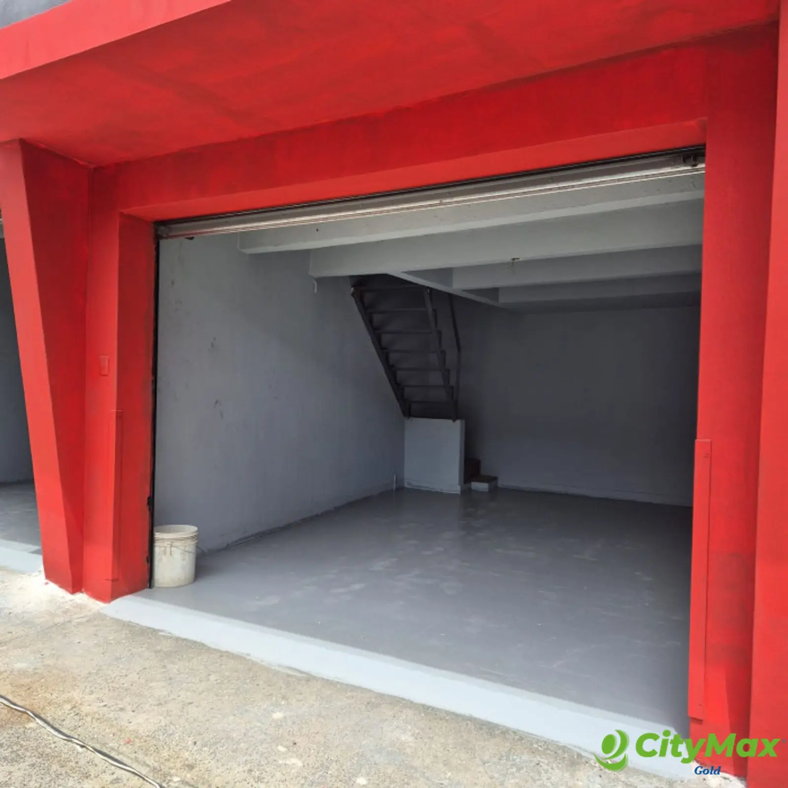 Ofibodega eficiente en Alquiler en la Calzada Roosevelt - foto 2