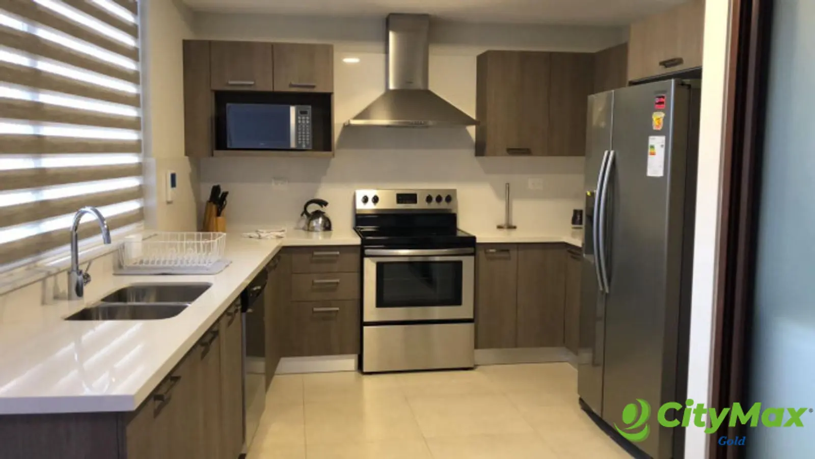 Apartamento Amueblado en renta en zona 14 - foto 4