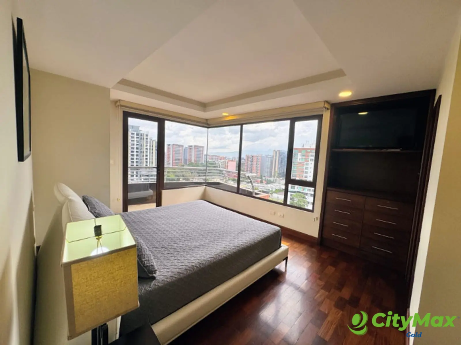 Apartamento amueblado en Alquiler en Zona 10 Guatemala - foto 11