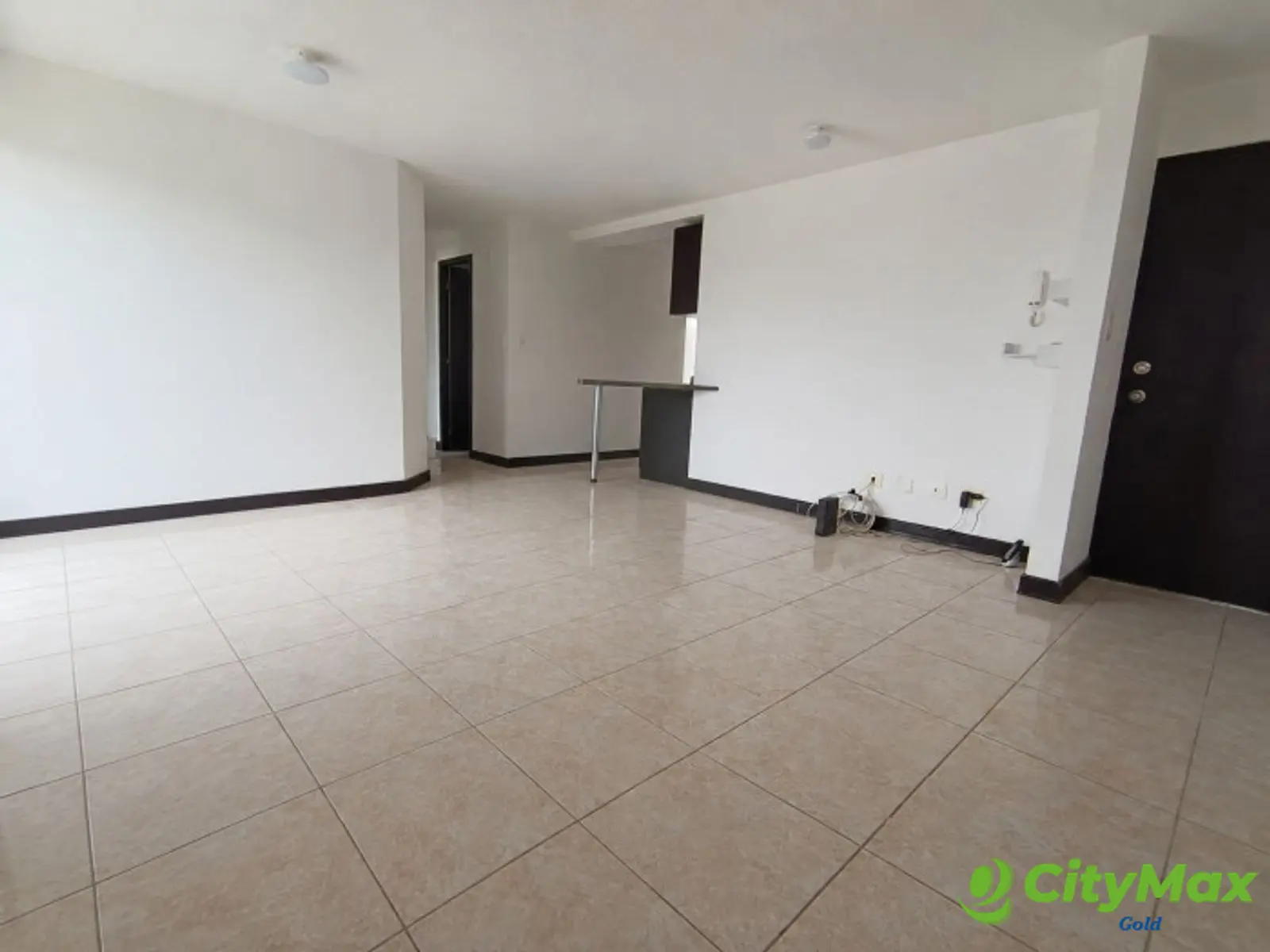 Apartamento en nivel alto en renta en zona 11 de Mixco - foto 10