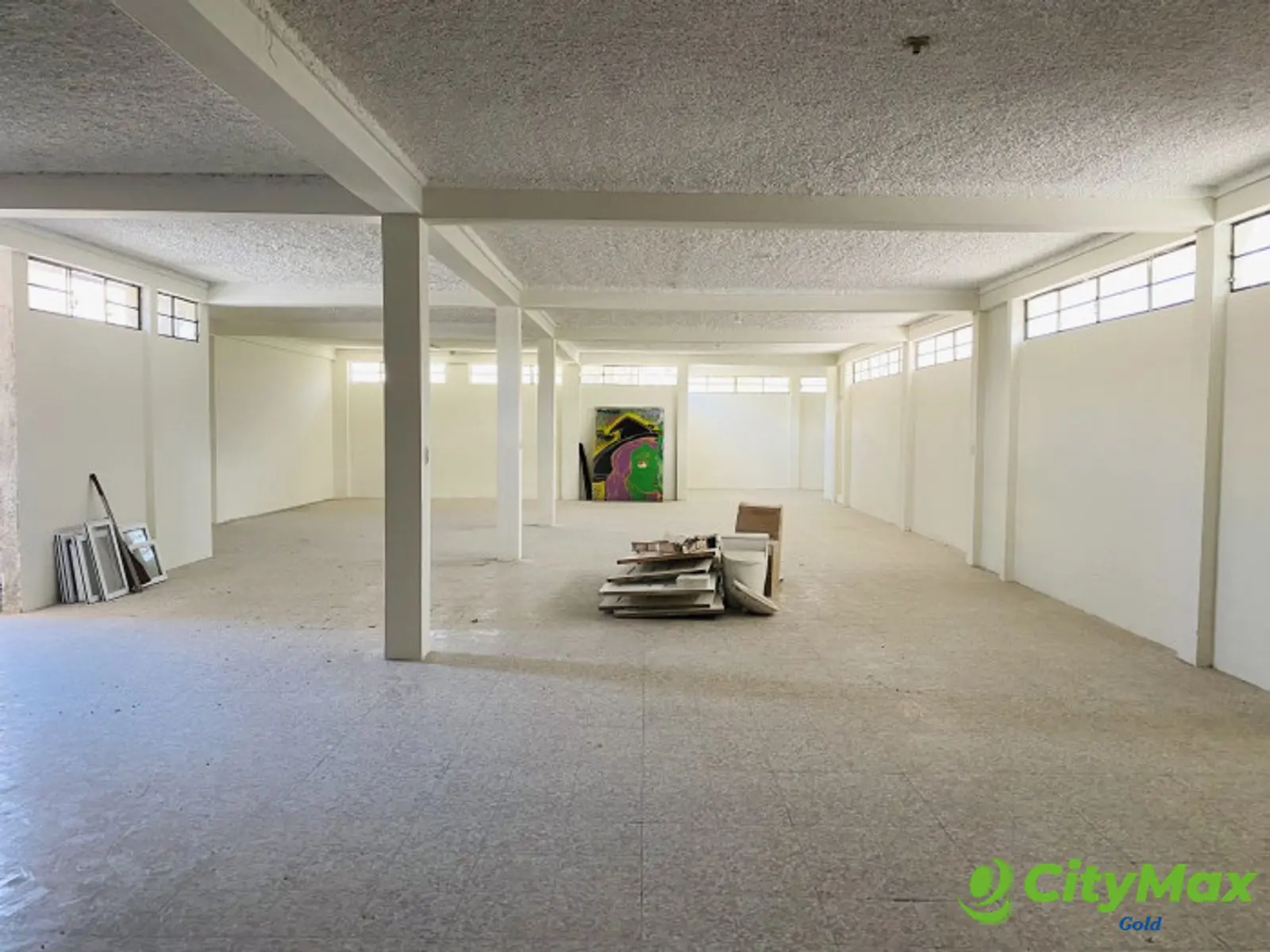 Propiedad comercial en Alquiler, Zona 9 Guatemala. - SEGUNDO NIVEL
