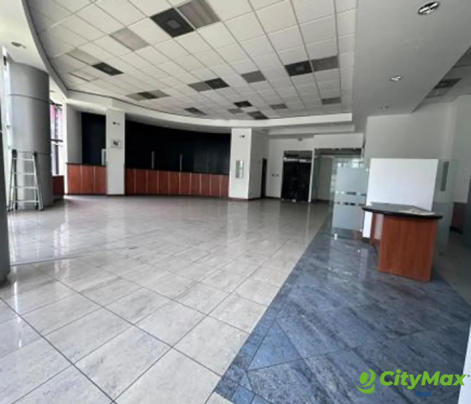 Local Comercial u Oficina en Venta e Zona 10, Guatemala - foto 3