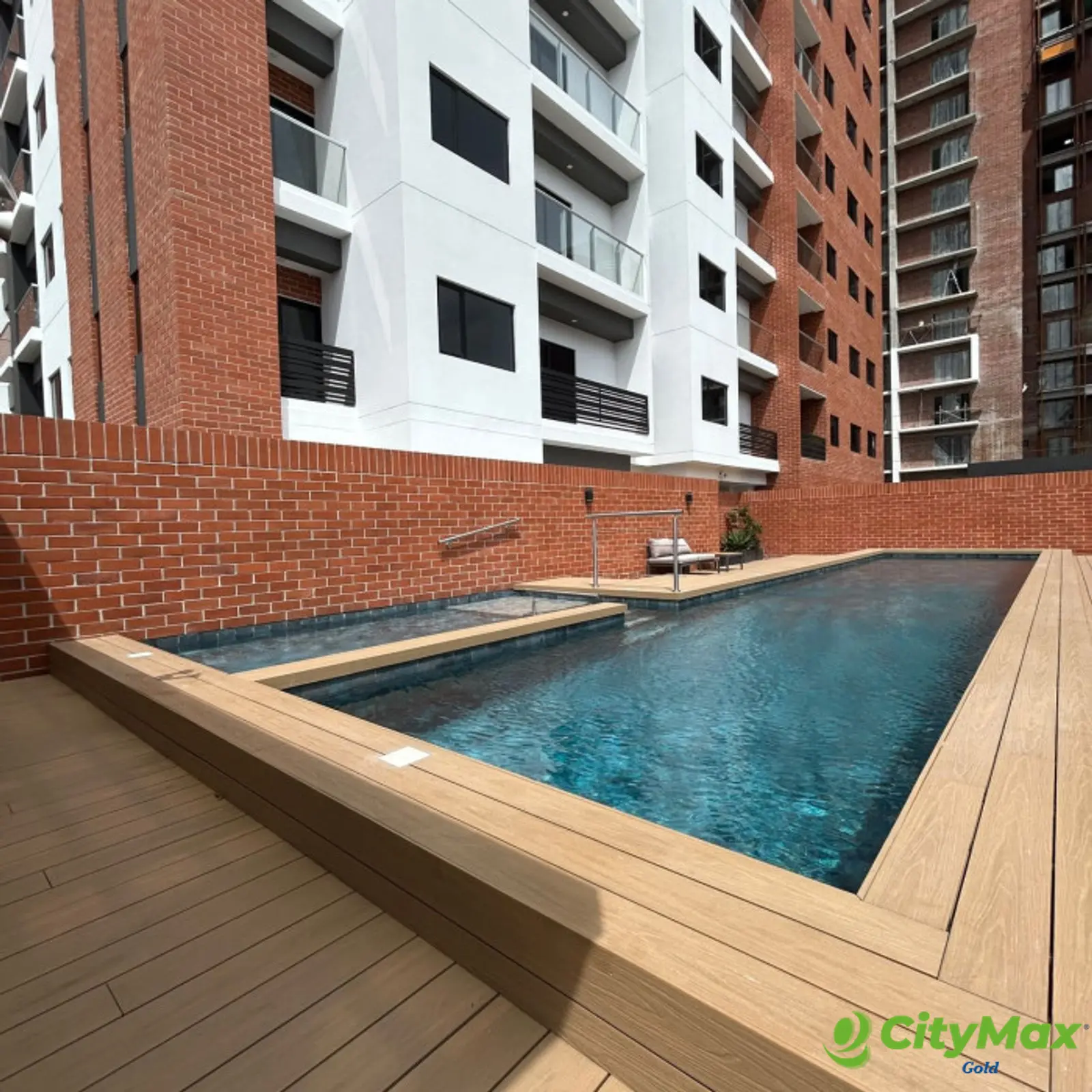 Apartamento en venta en zona 10 - foto 8
