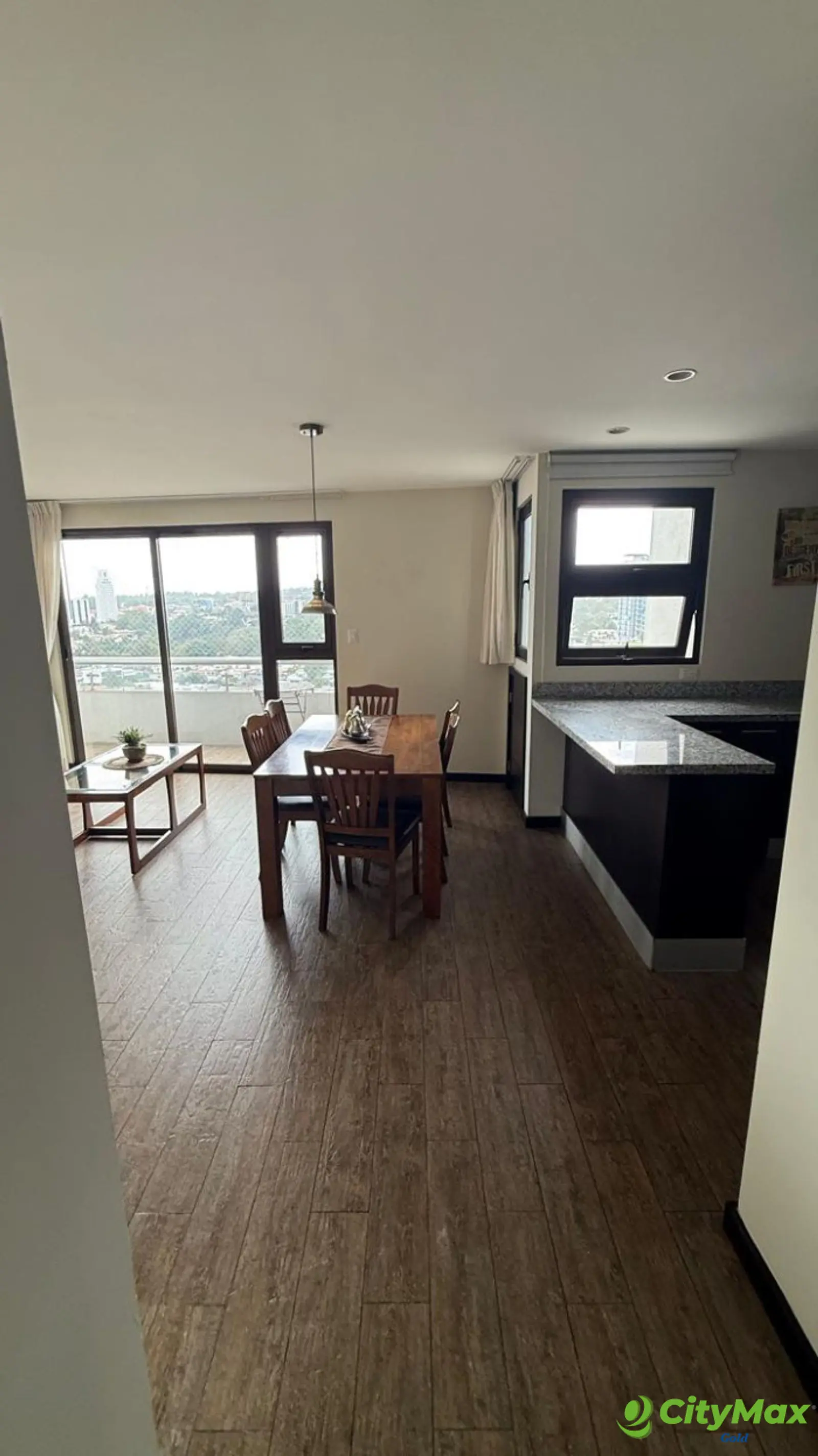 Apartamento en Renta  amueblado en Zona 15 - foto 9