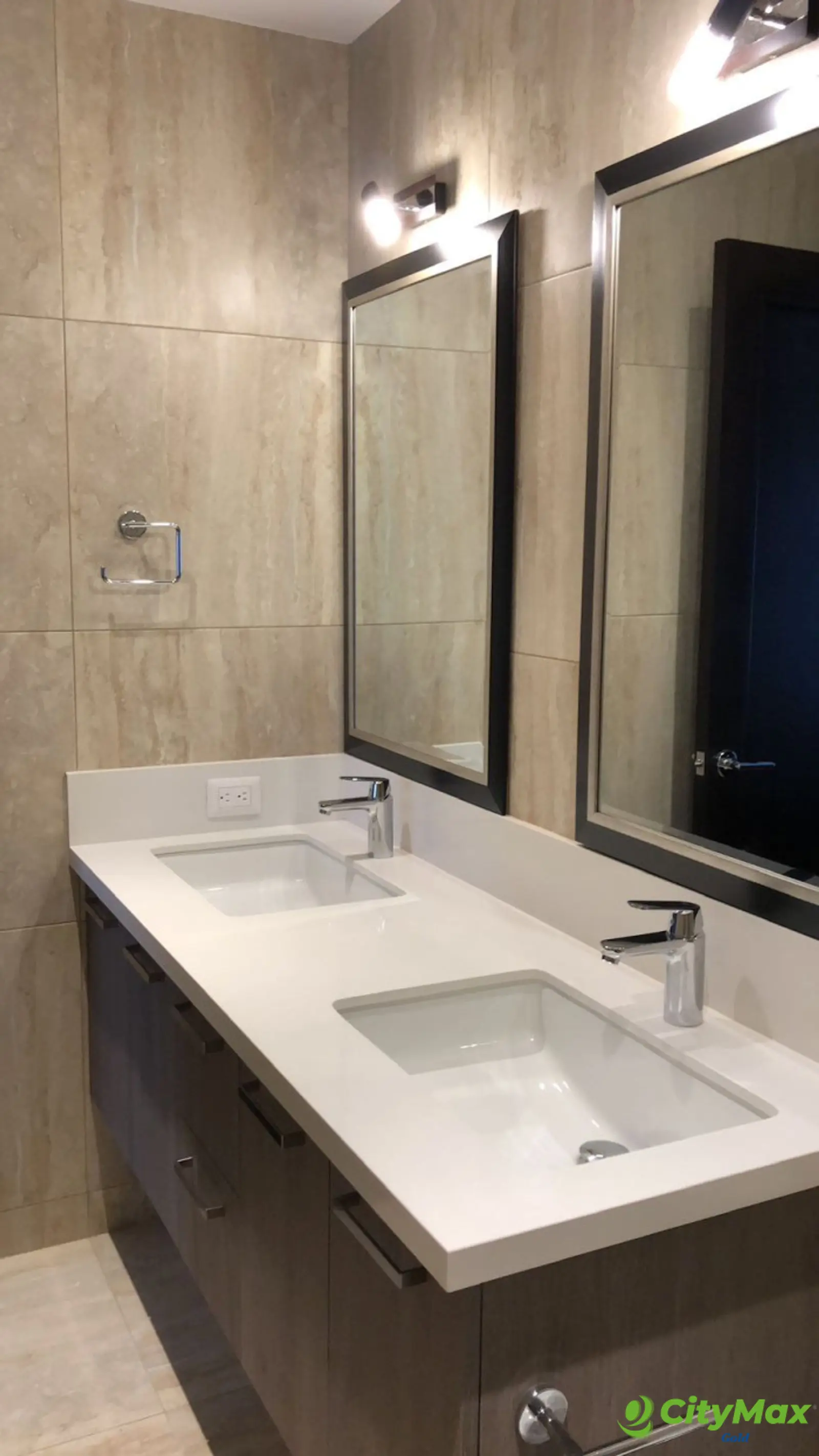 Apartamento Amueblado en renta en zona 14 - foto 7