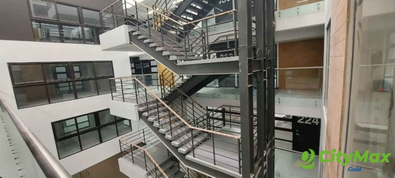 Oficina moderna en renta en Zona 9 Guatemala - foto 6