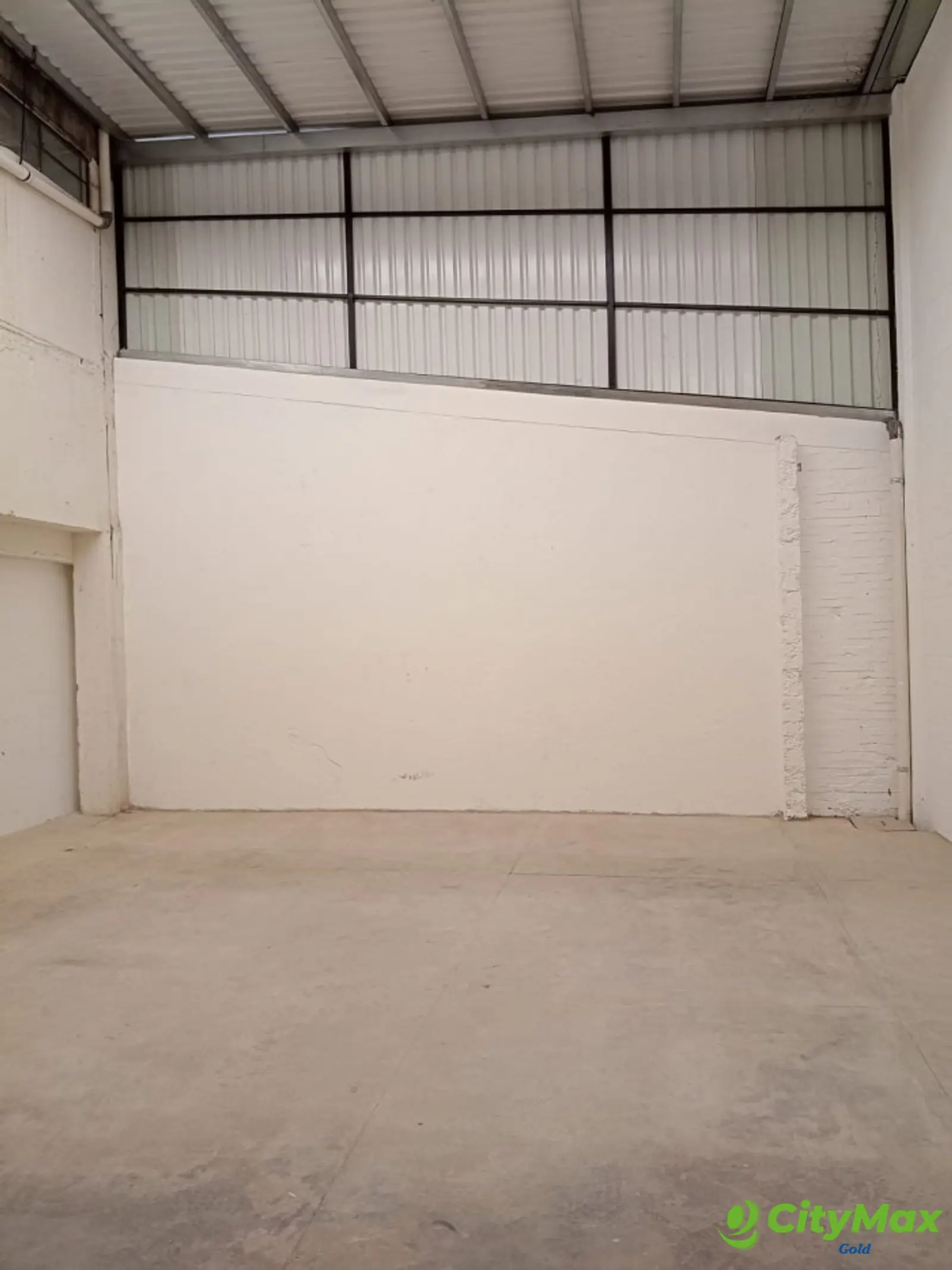 Propiedad comercial en Alquiler, Zona 9 Guatemala. - foto 9