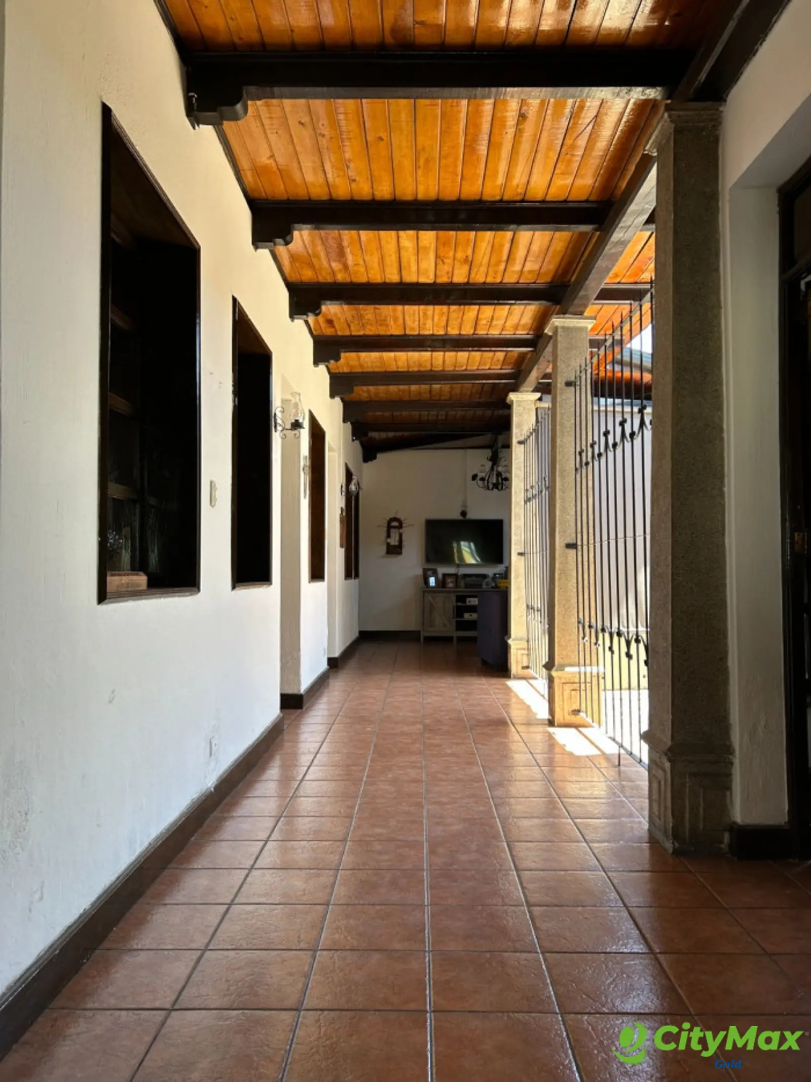 Amplia Casa en Venta en Centro Histórico Zona 1 - foto 4