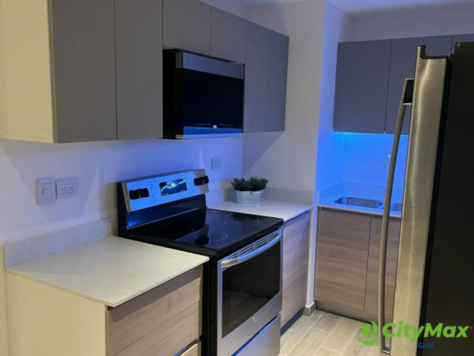 Apartamento nuevo en Renta en zona 10 Guatemala - foto 8