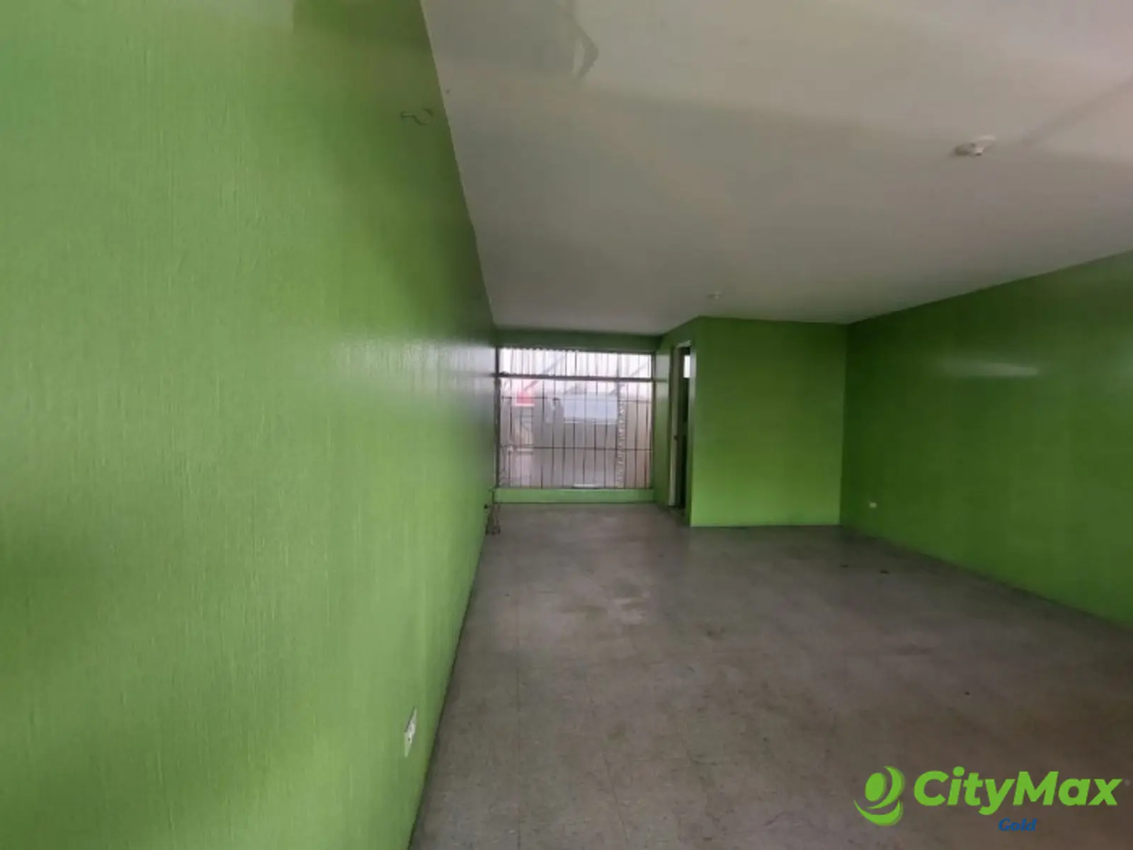 CENTRO COMERCIAL en Venta  en zona 18  - foto 6