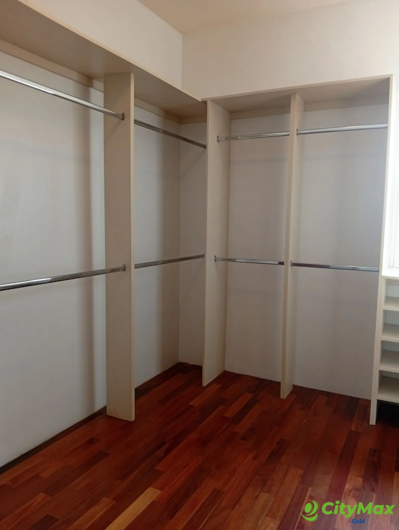 Casa en renta Condominio Cercano Diagonal 6, Zona 10 - foto 16