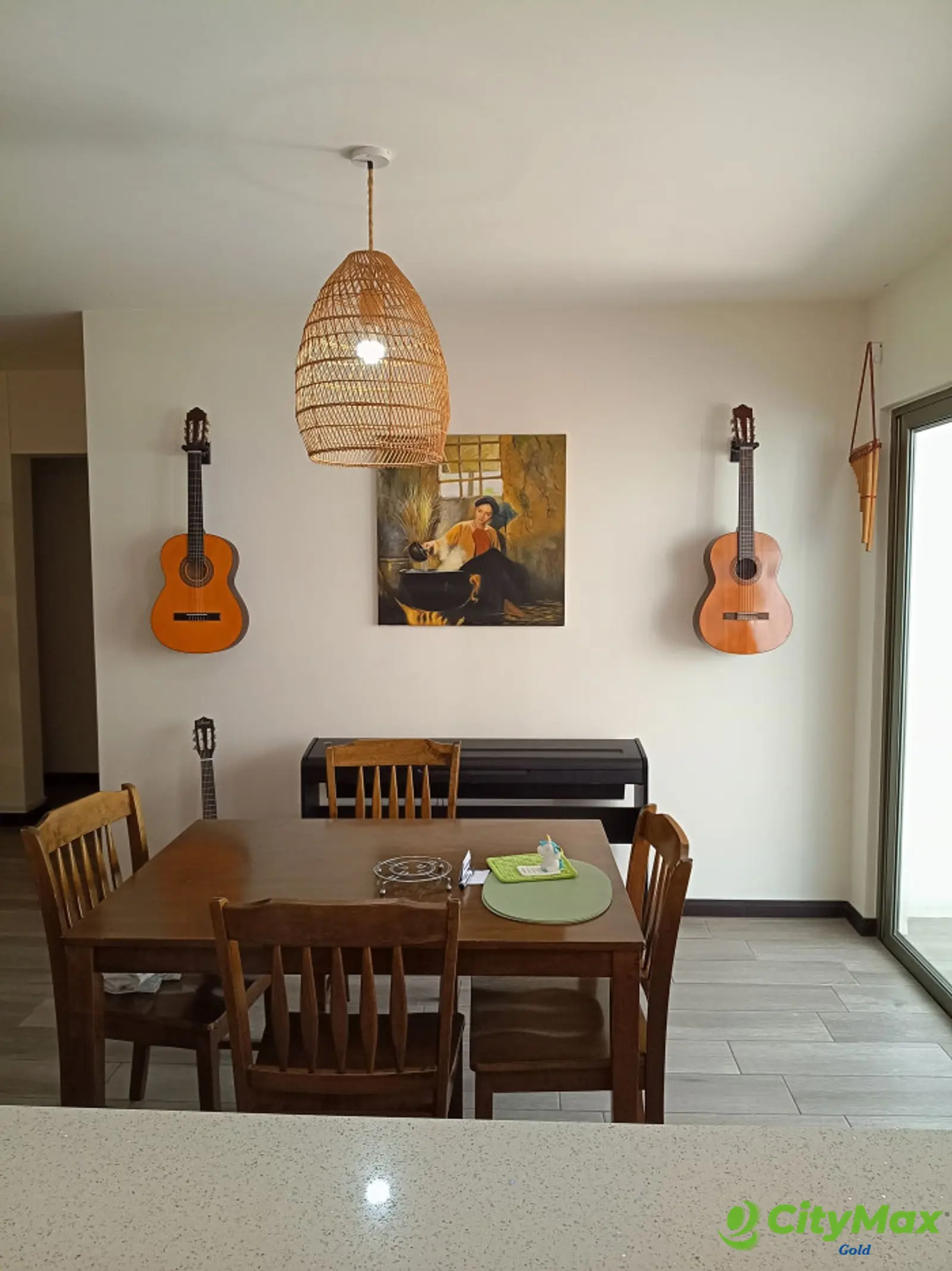 Apartamento en renta con pérgola y jardín en zona 14 - foto 5