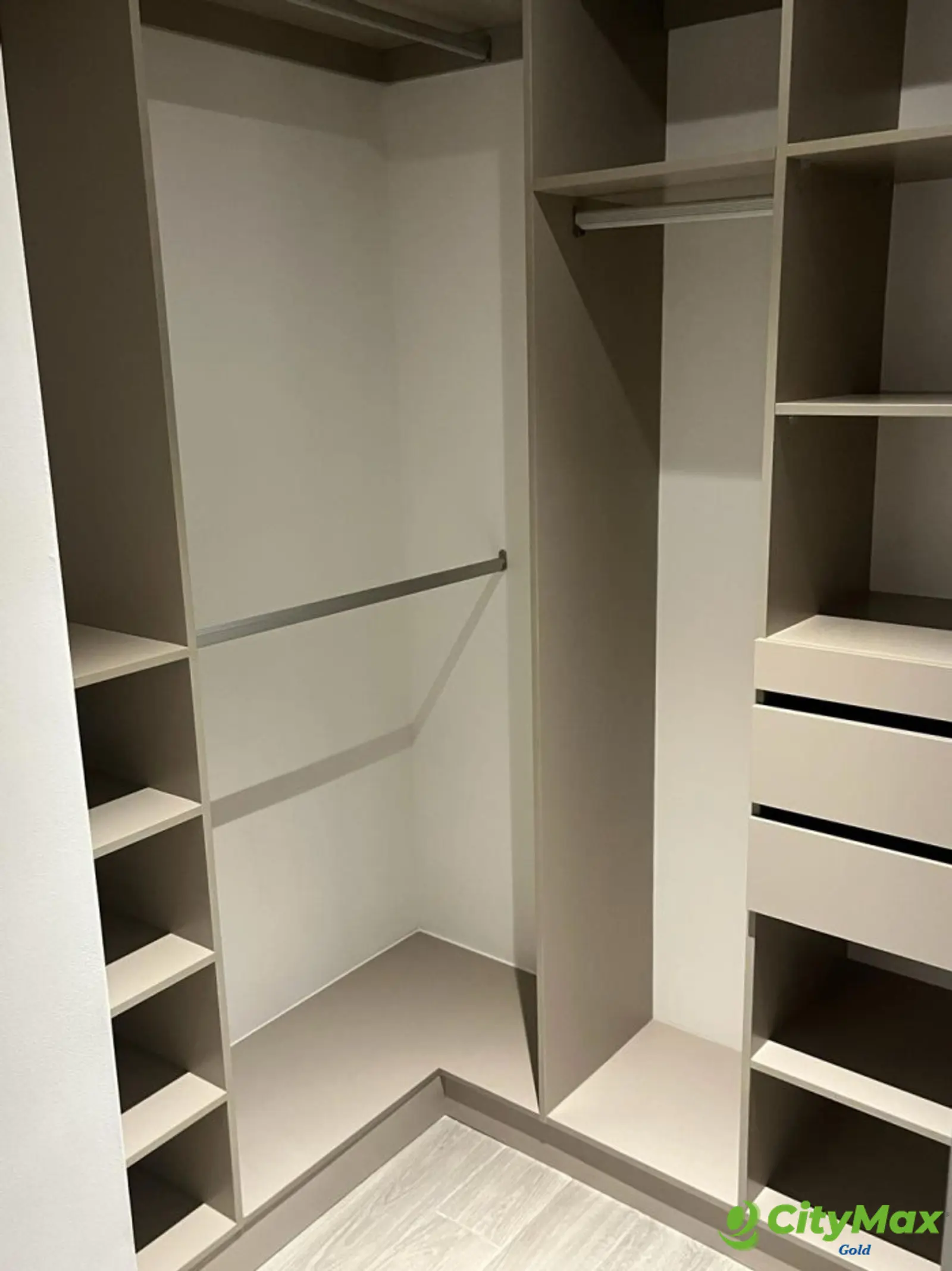 Apartamento nuevo en Renta en zona 10 Guatemala - foto 12