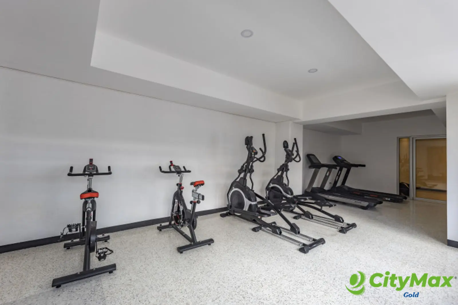 Apartamento amueblado en renta en zona 4 - foto 12