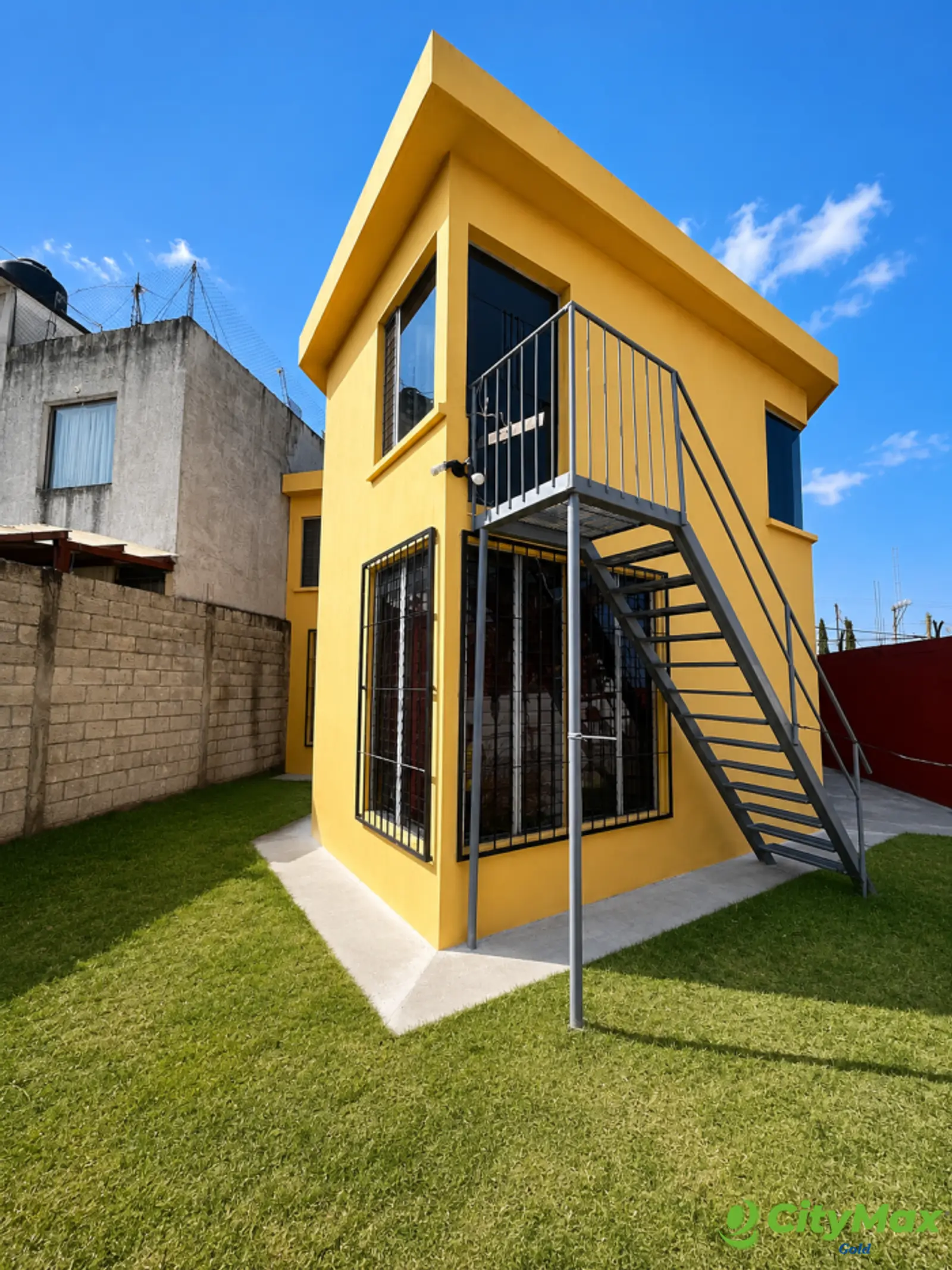 Casa en Venta en Pinares de San Cristobal Mixco  - foto 2