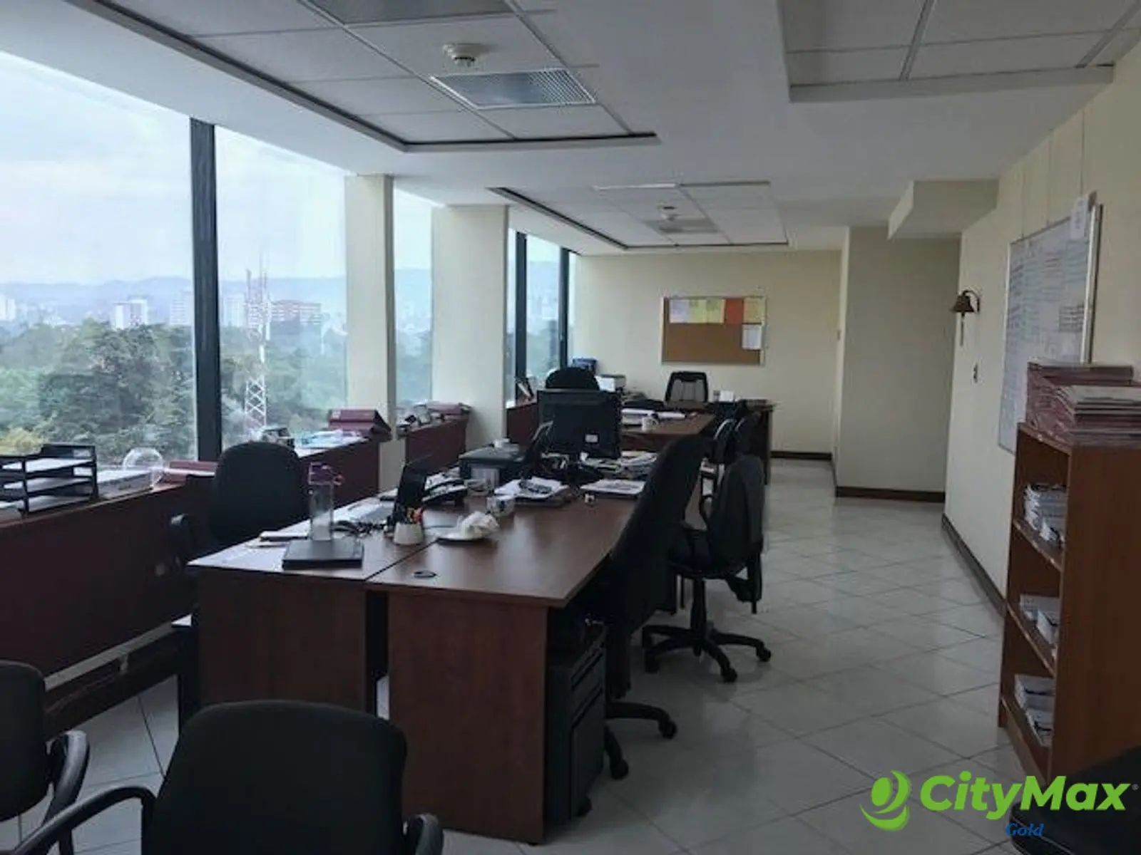 Oficina en venta en Europlaza zona 14 Guatemala - foto 8