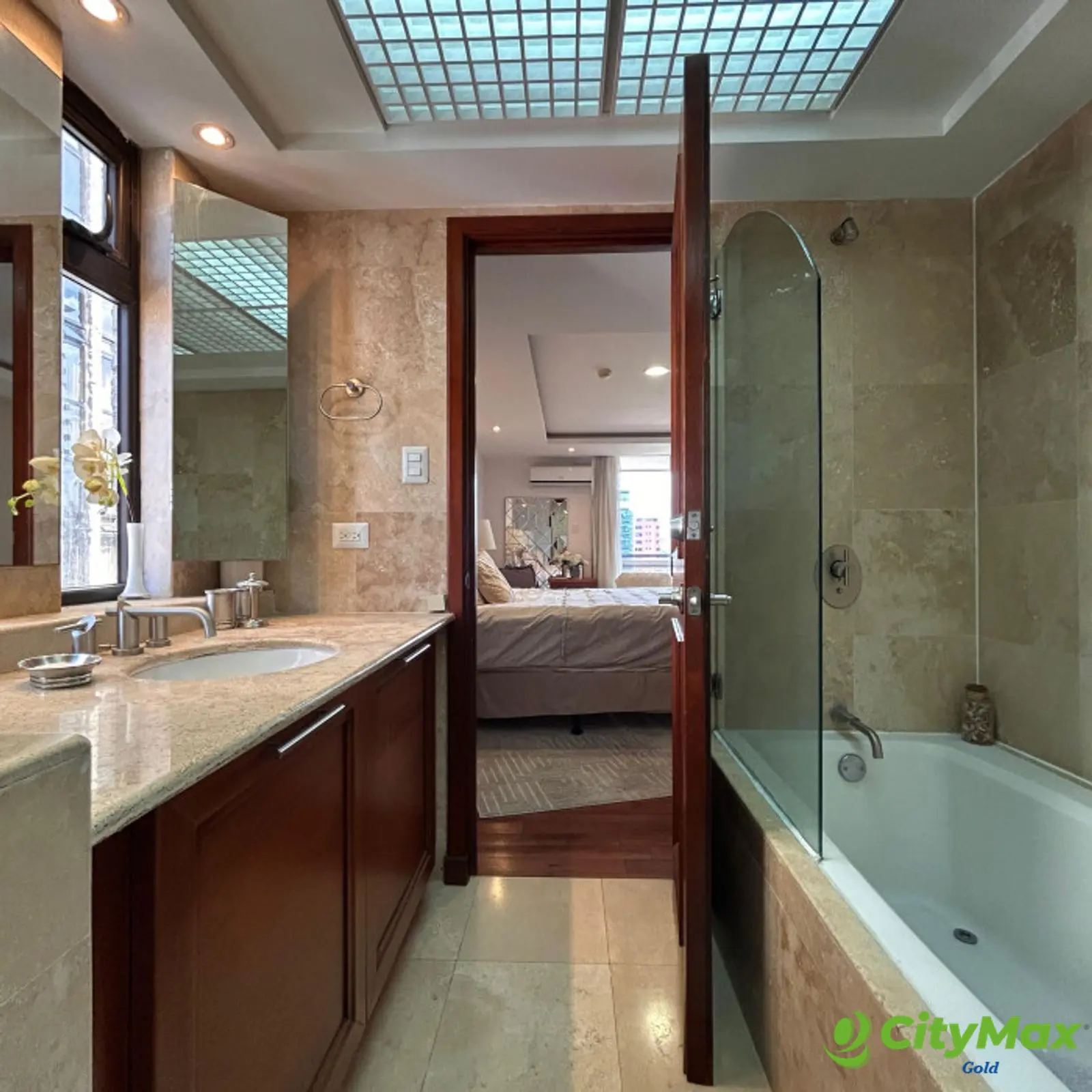 Apartamento en Venta en Zona 10 de Guatemala - foto 15