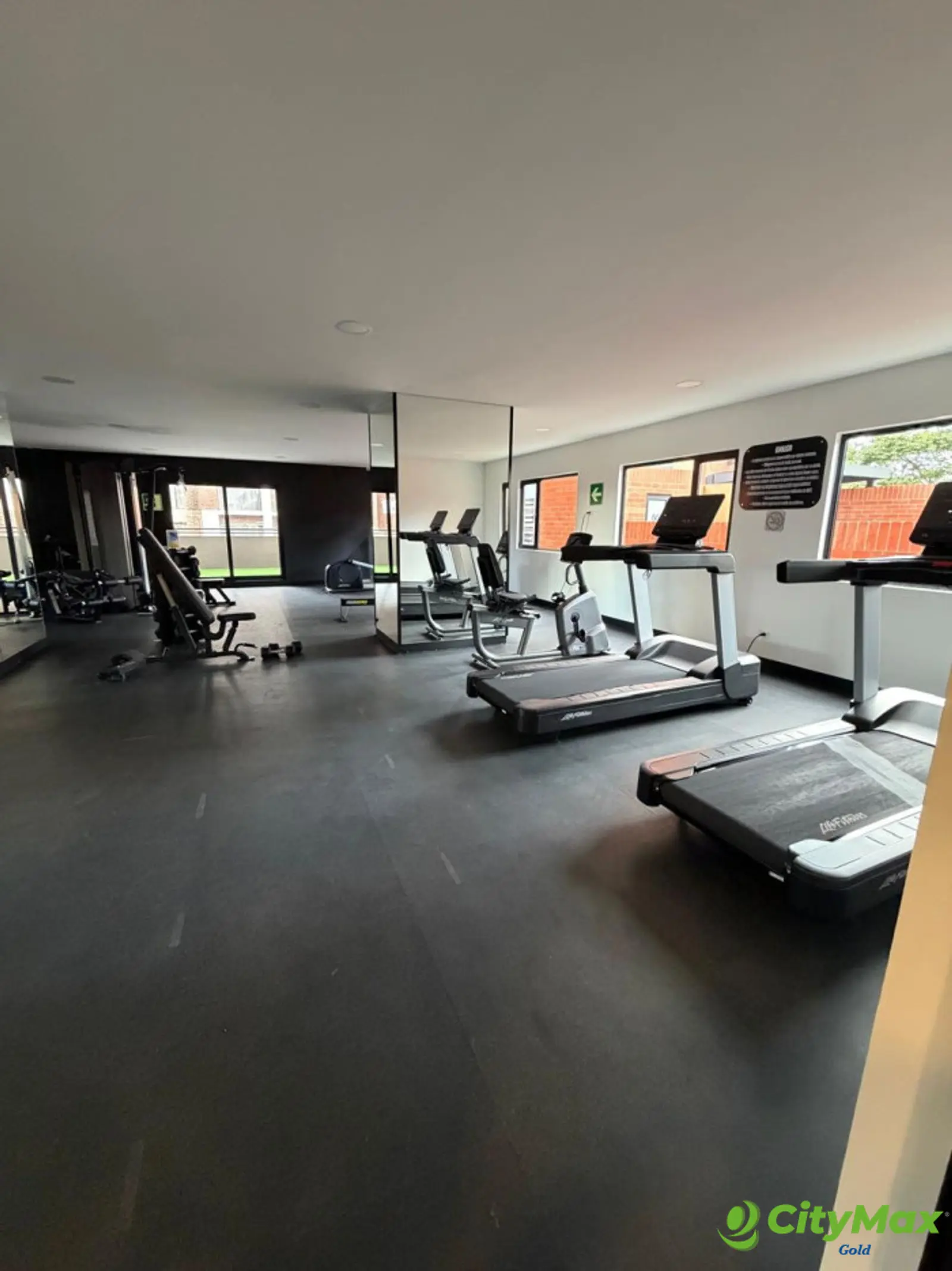 Apartamento moderno en renta en zona 10 - foto 9